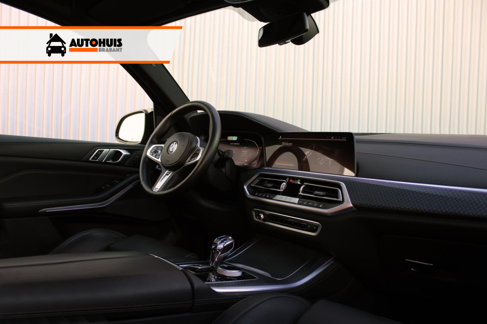 Foto van BMW X5 M50i