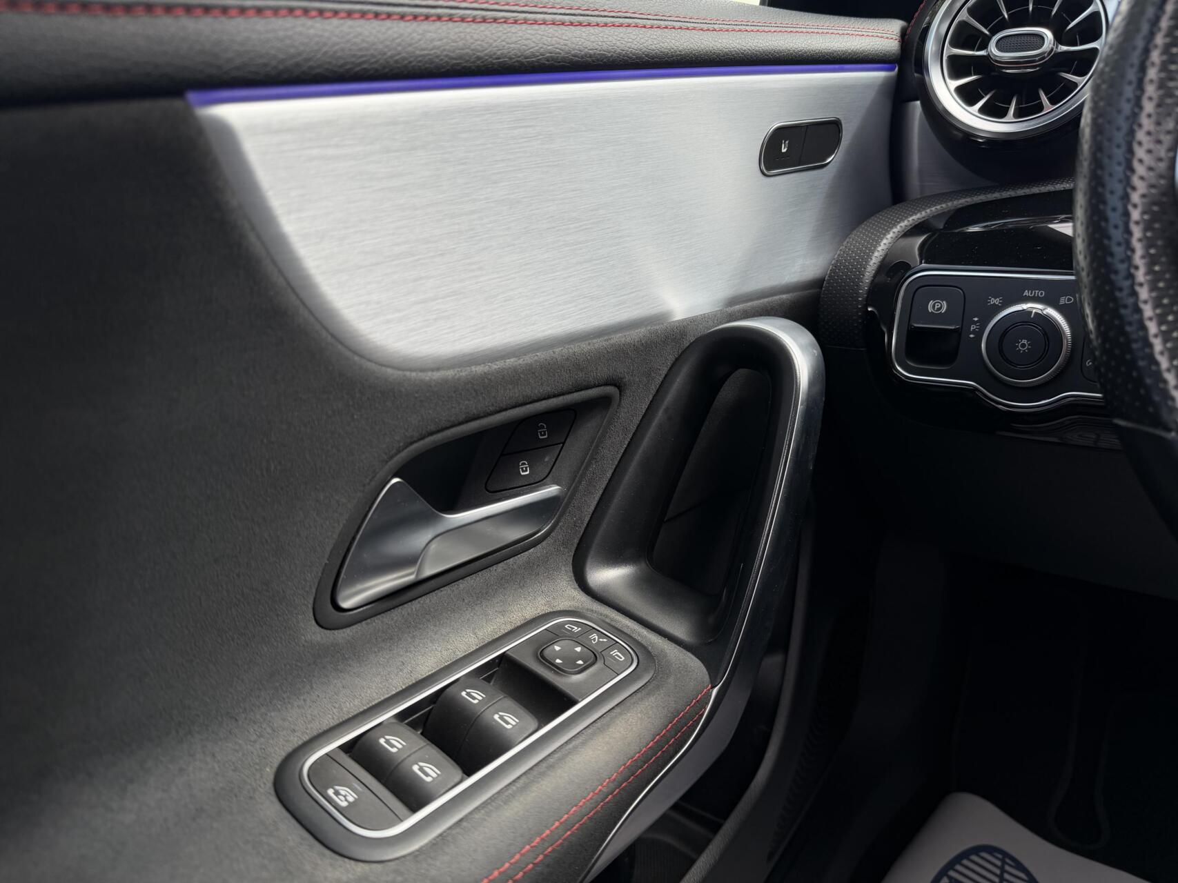 Foto van Mercedes-Benz Cla 200
