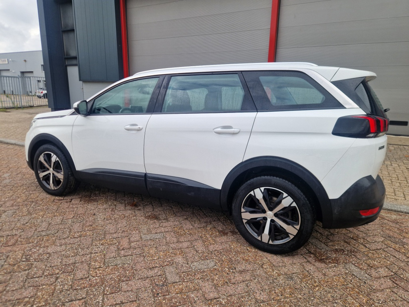 Foto van Peugeot 5008