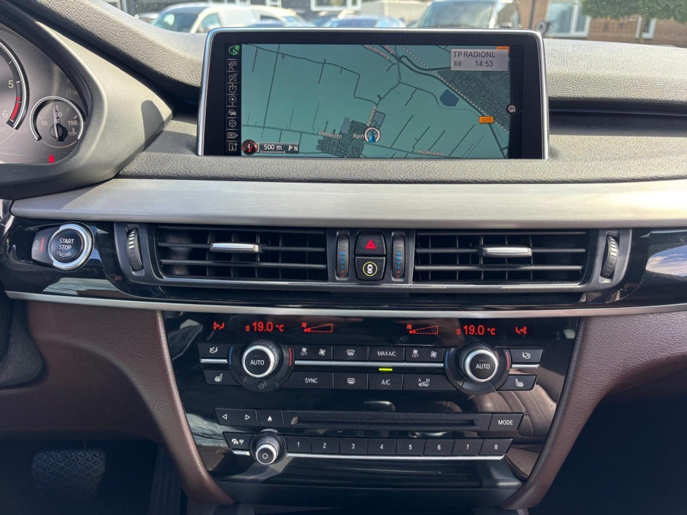 Foto van BMW X5 Xdrive30d