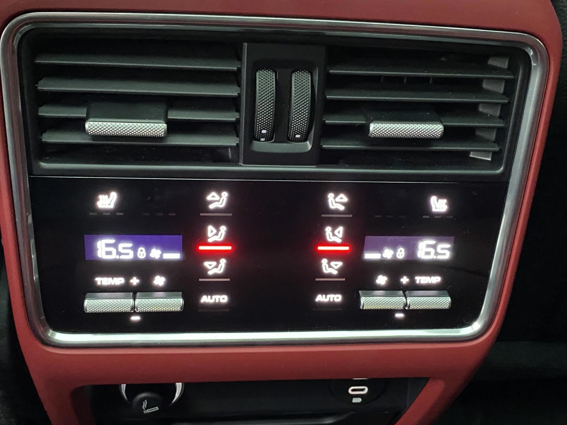 Foto van Porsche Cayenne Coupé