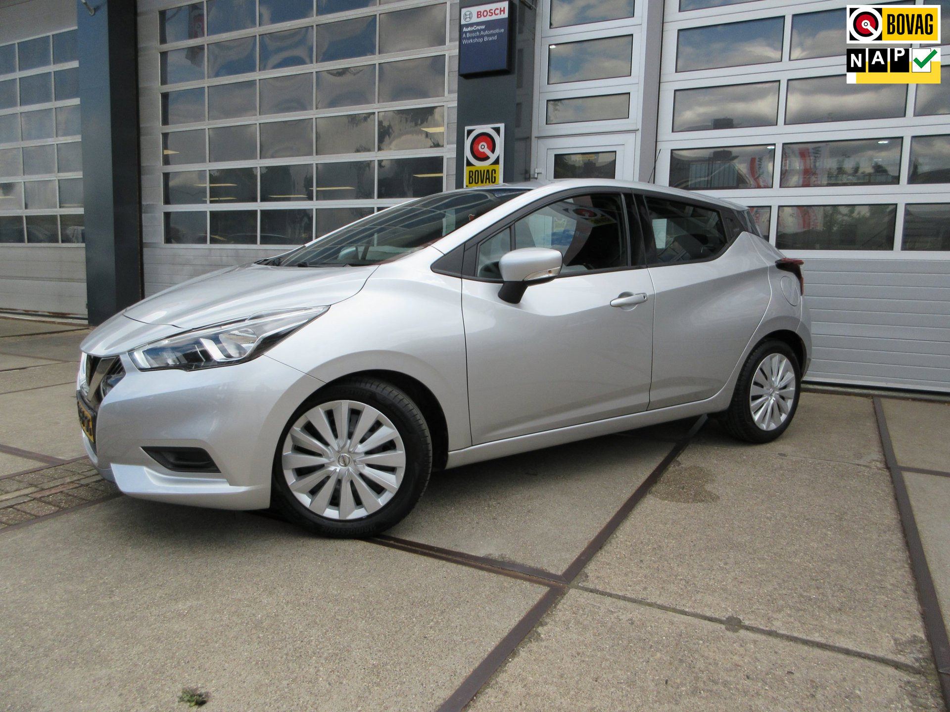 Nissan Nissan Micra 1.0 IG-T Acenta / Audio / Airco 2019 - voorkant