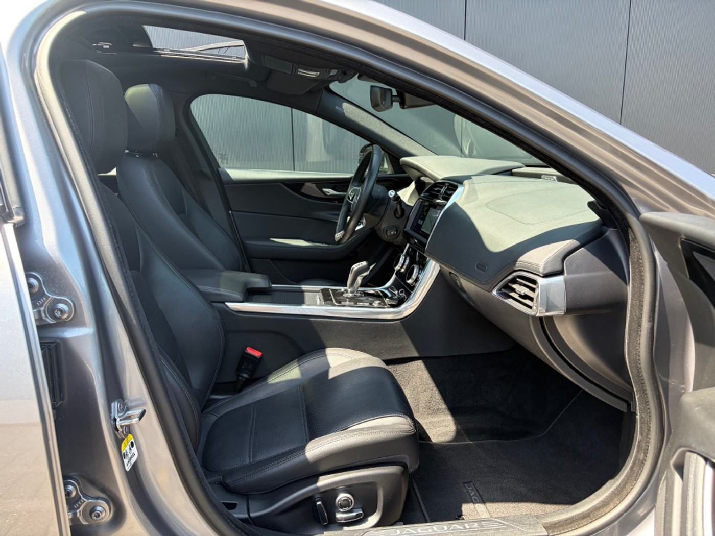 Foto van Jaguar Jaguar Xe