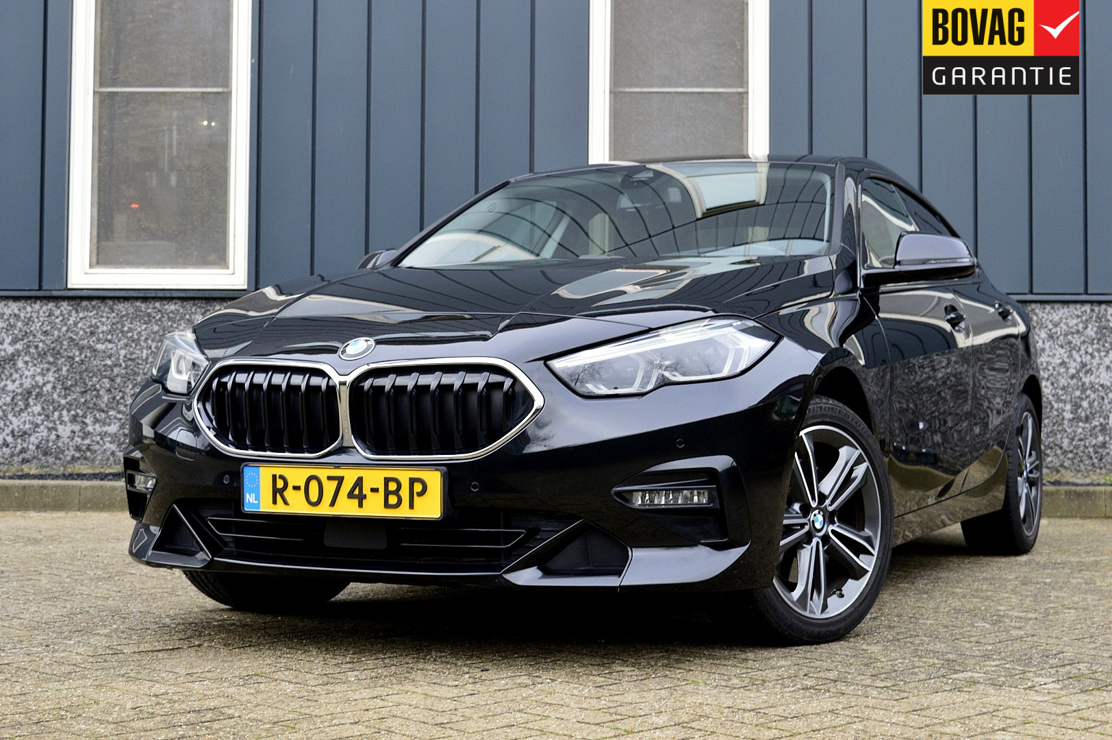 BMW 2 Serie 218i Sport-Line 2022 - voorkant