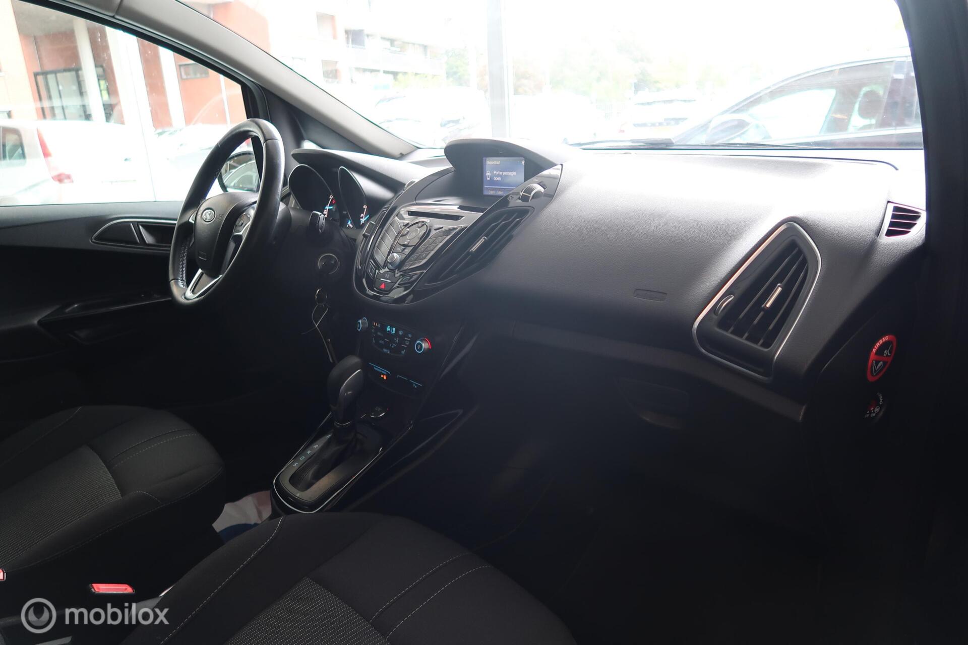 Foto van Ford B-max