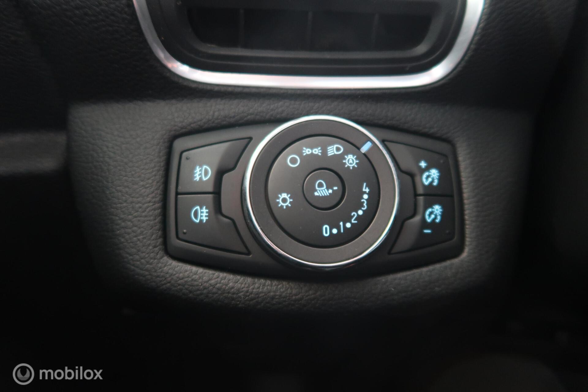 Foto van Ford B-max