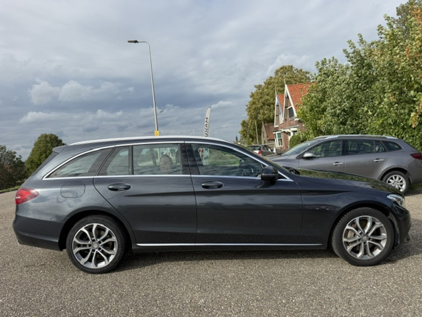 Foto van Mercedes-Benz C 350 E