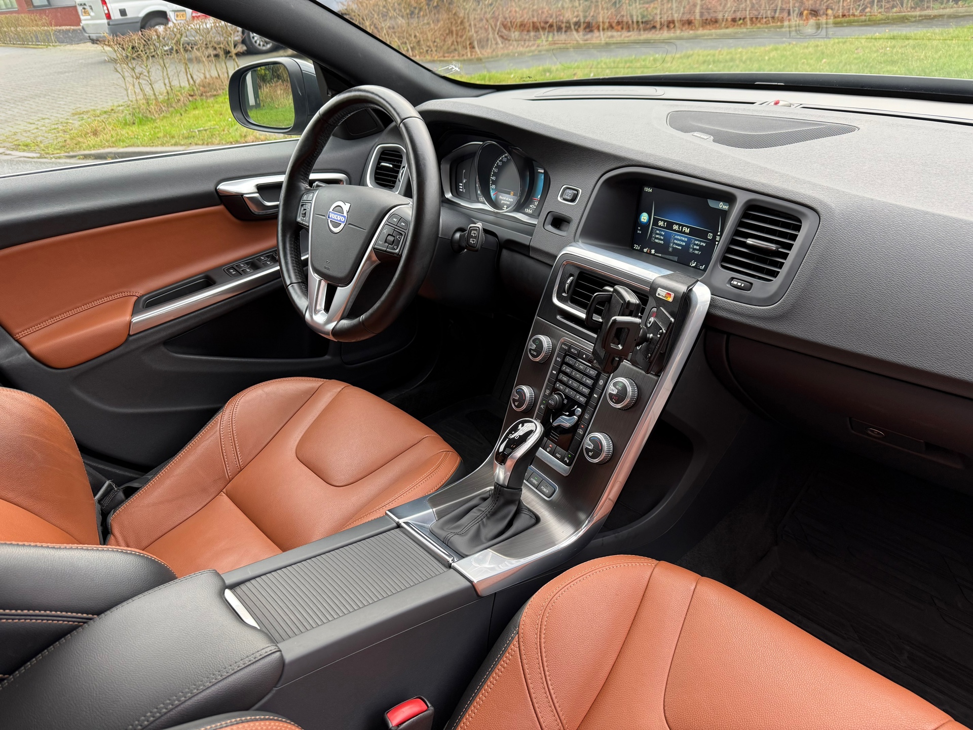 Foto van Volvo V60 Twin Engine