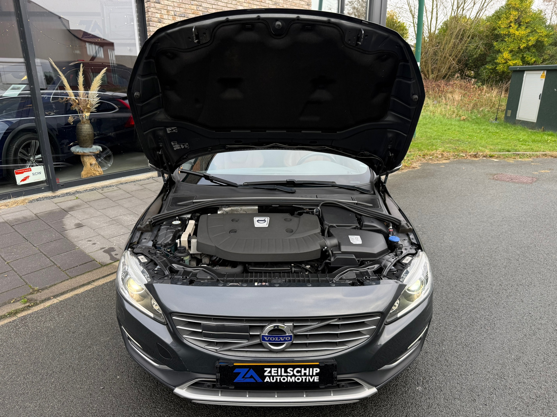 Foto van Volvo V60 Twin Engine