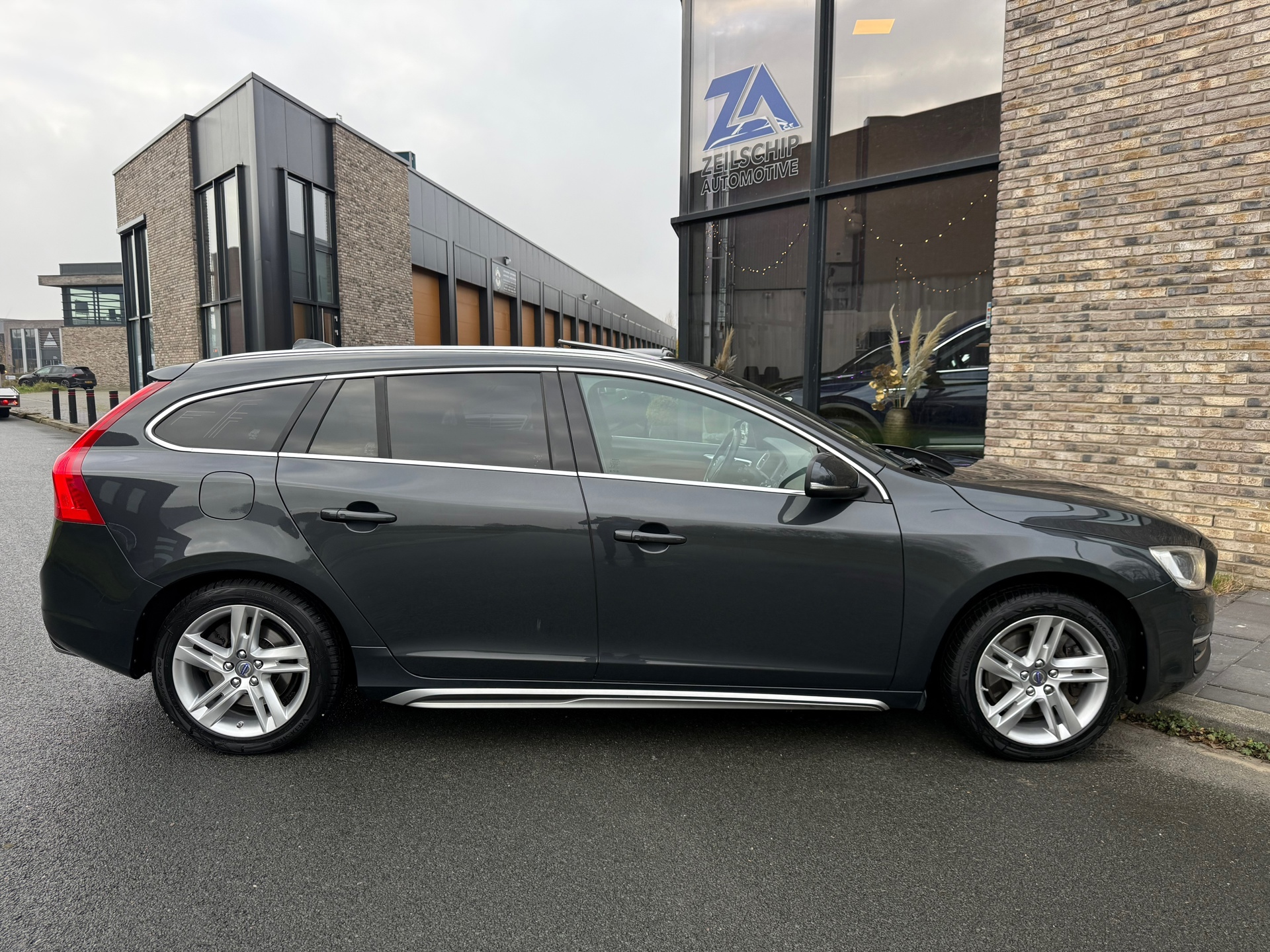 Foto van Volvo V60 Twin Engine