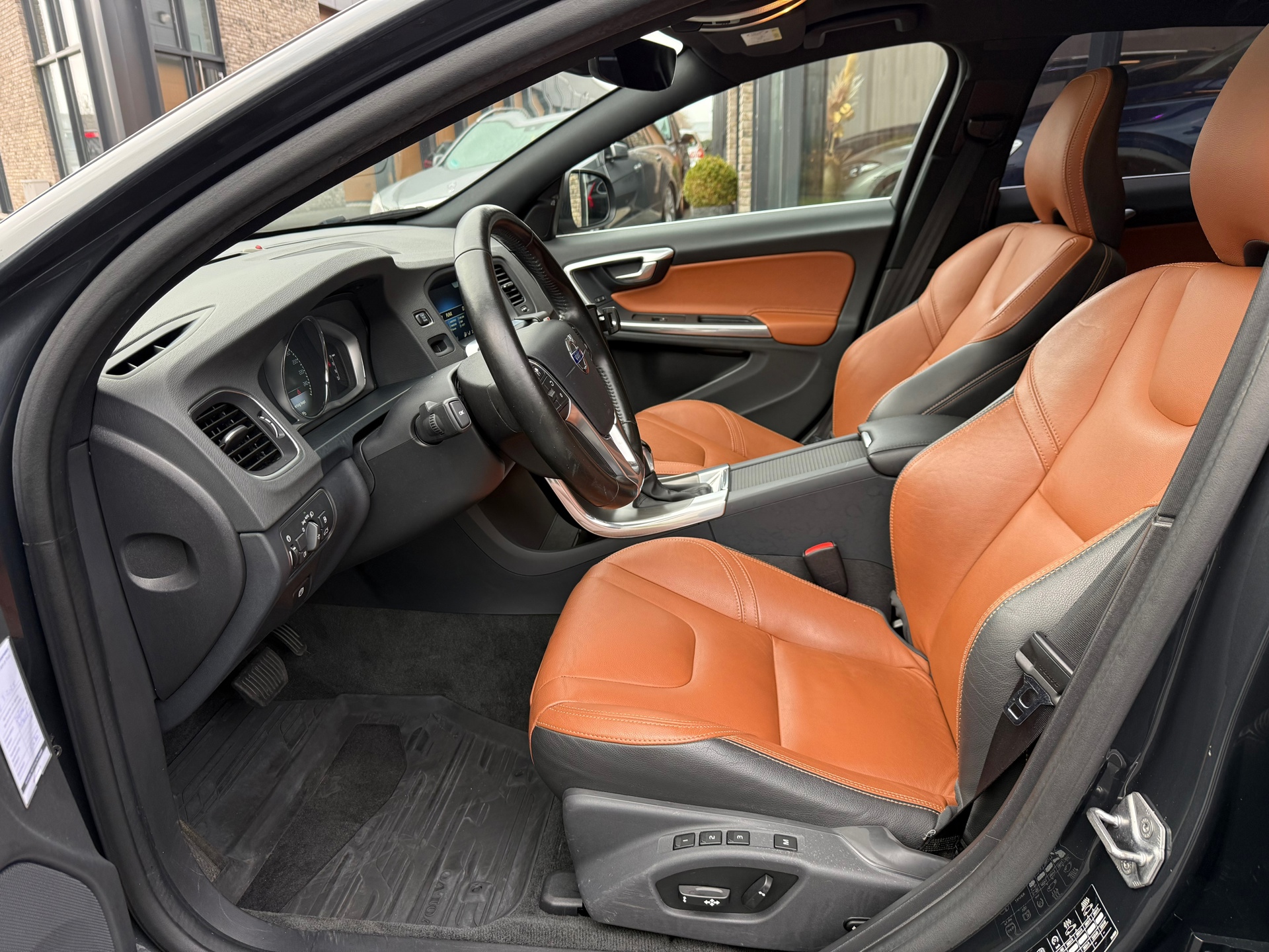 Foto van Volvo V60 Twin Engine