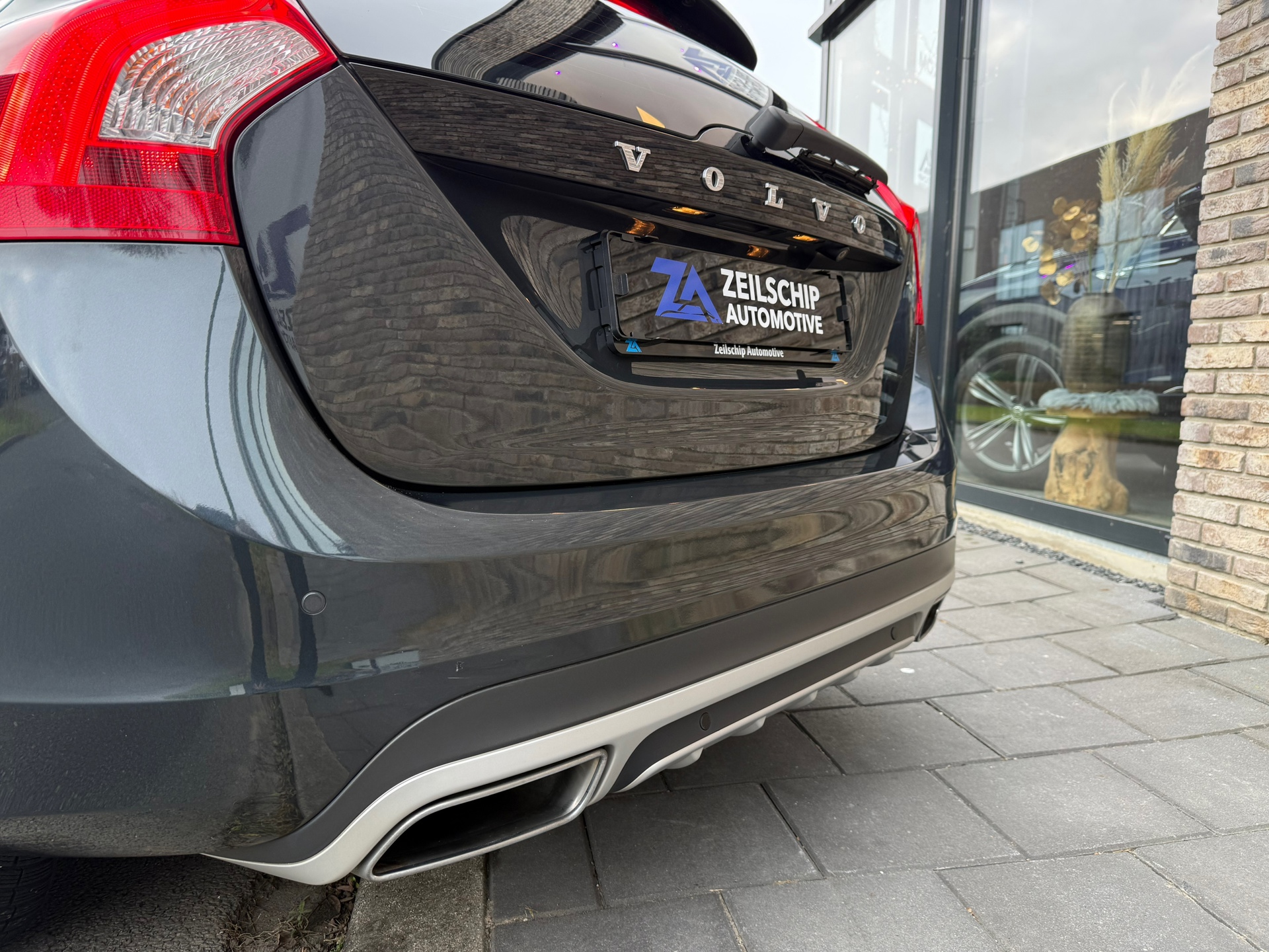 Foto van Volvo V60 Twin Engine