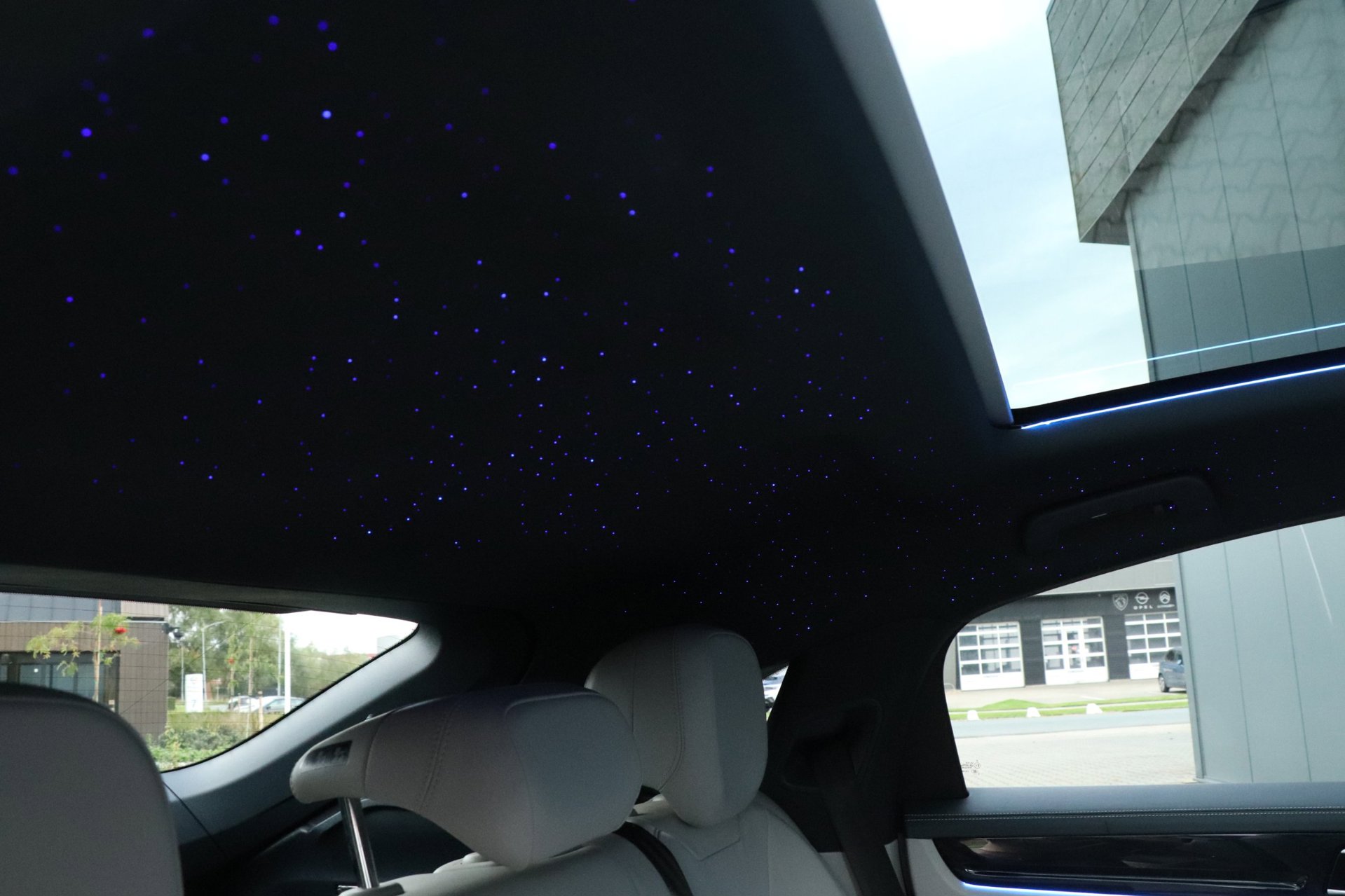 Foto van Porsche Cayenne E-hybrid