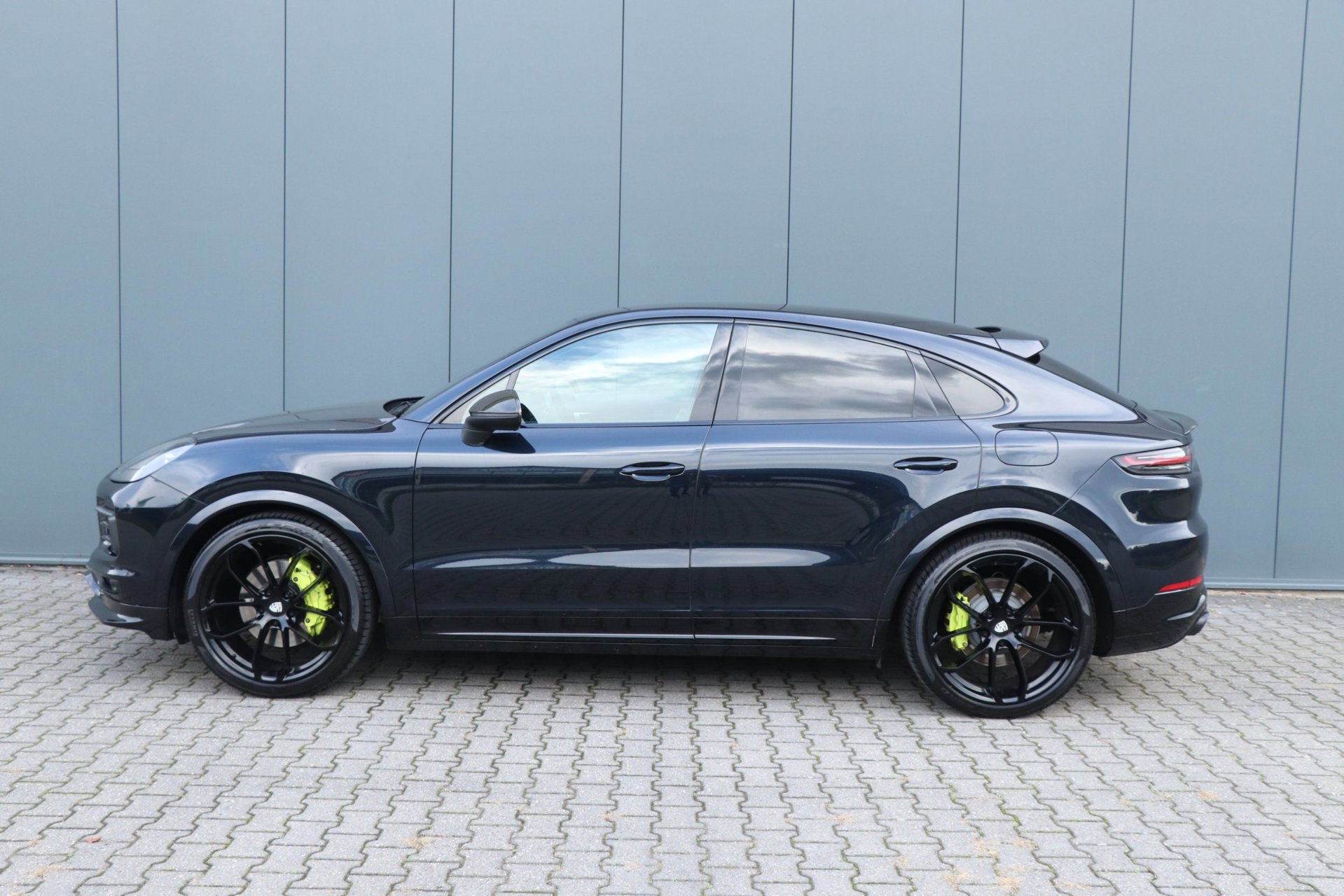 Foto van Porsche Cayenne E-hybrid