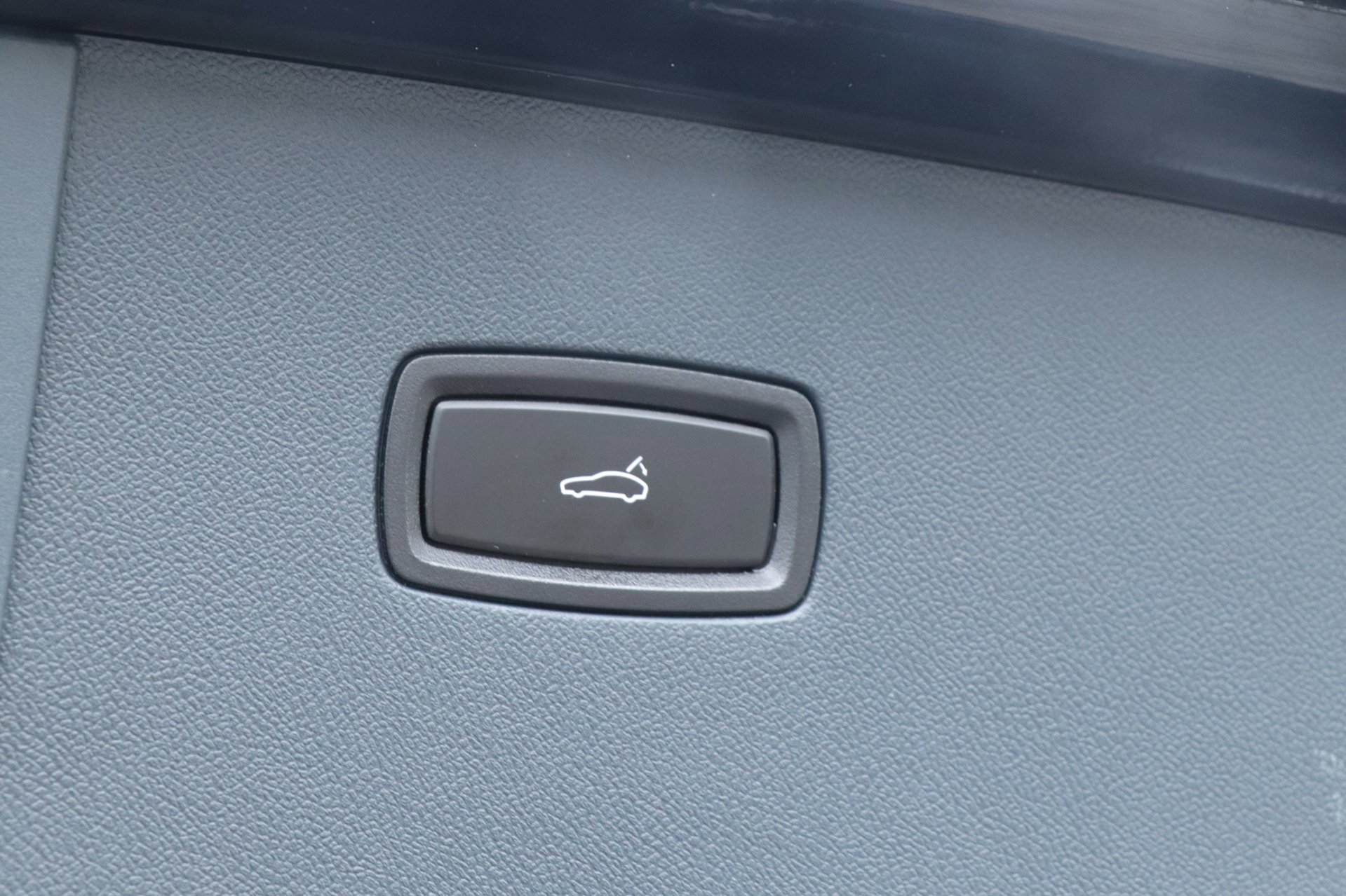 Foto van Porsche Cayenne E-hybrid