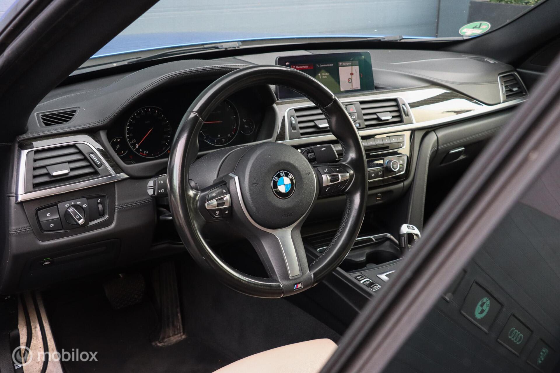Foto van BMW 330i