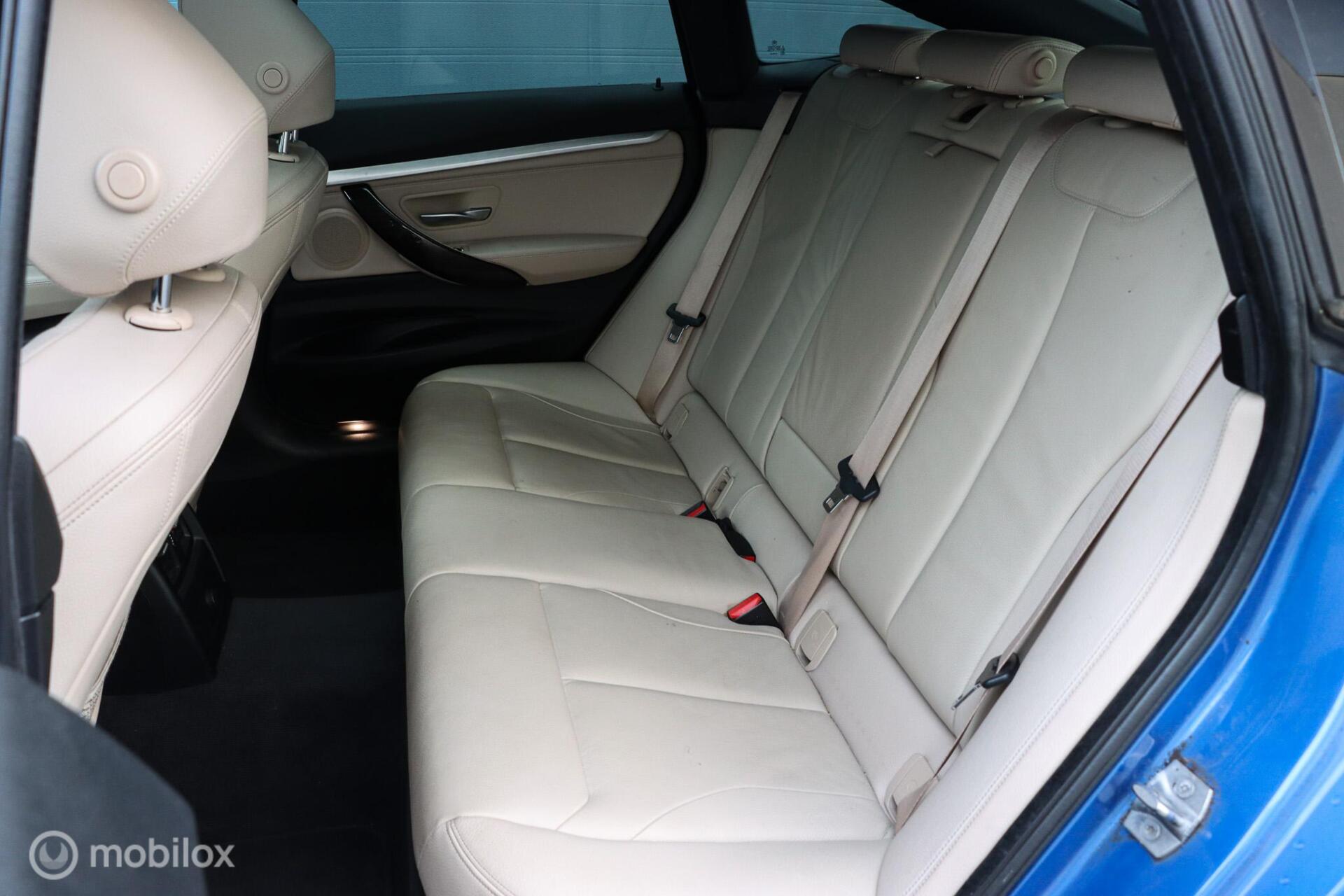 Foto van BMW 330i