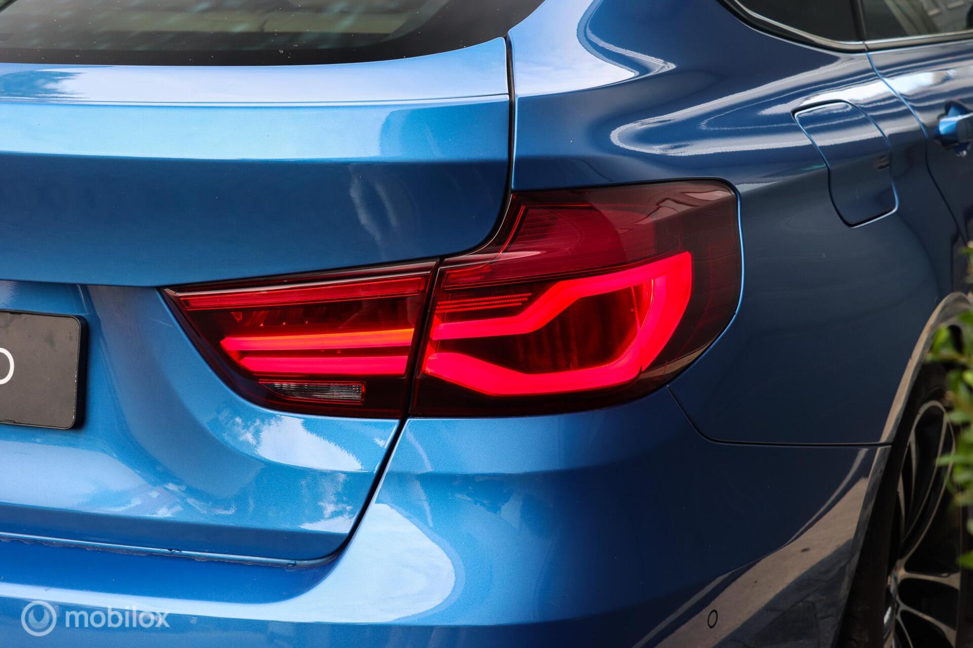 Foto van BMW 330i