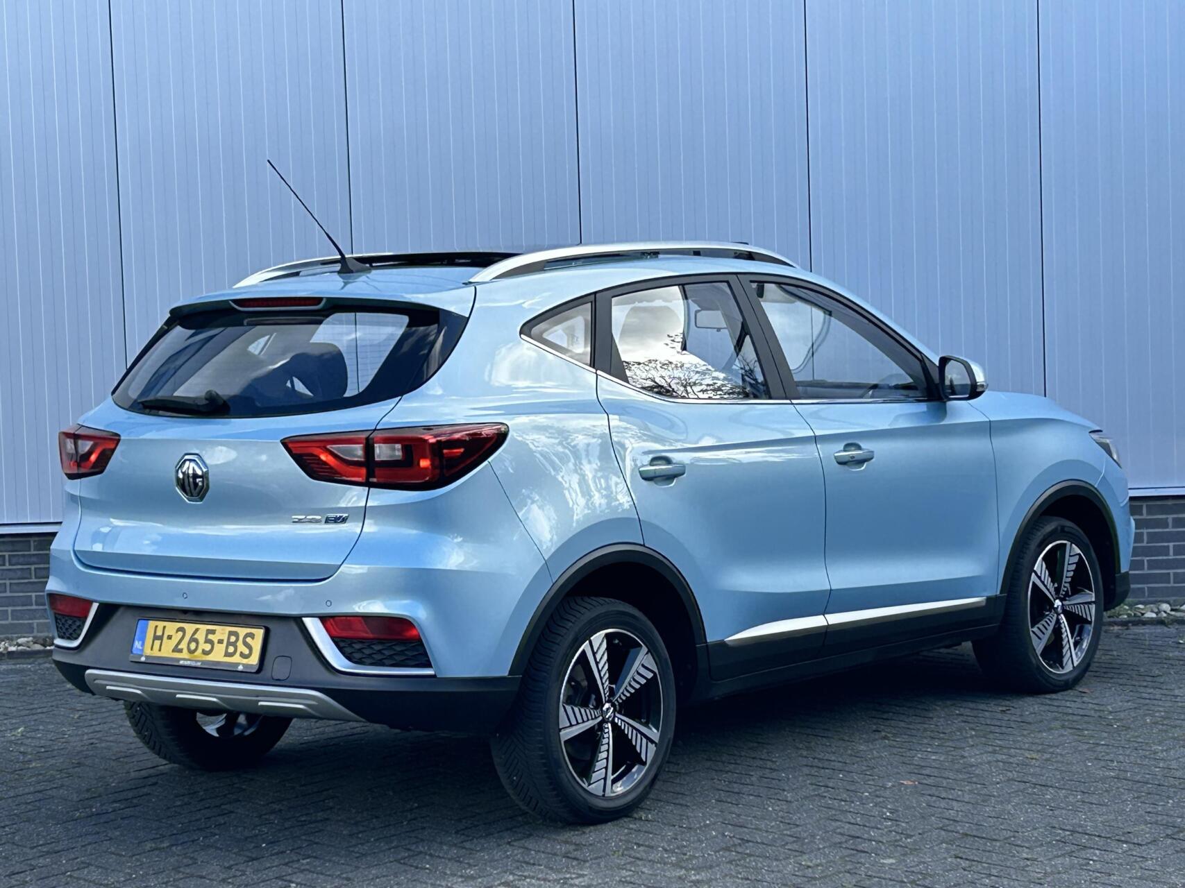 Foto van MG MG ZS Ev