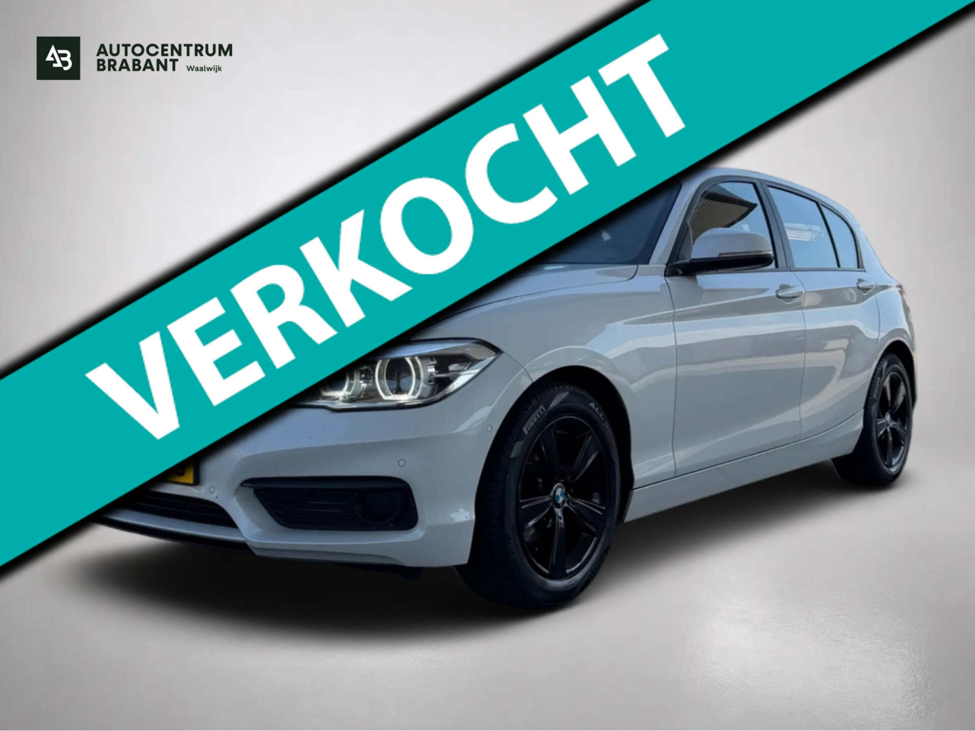 BMW 118i 118i Corporate Lease High Executive (Perfect OndH, Navi, Trekhaak, Parkeersen V+A, StoelV, Leder, Climate Con, Etc) 2017 - voorkant