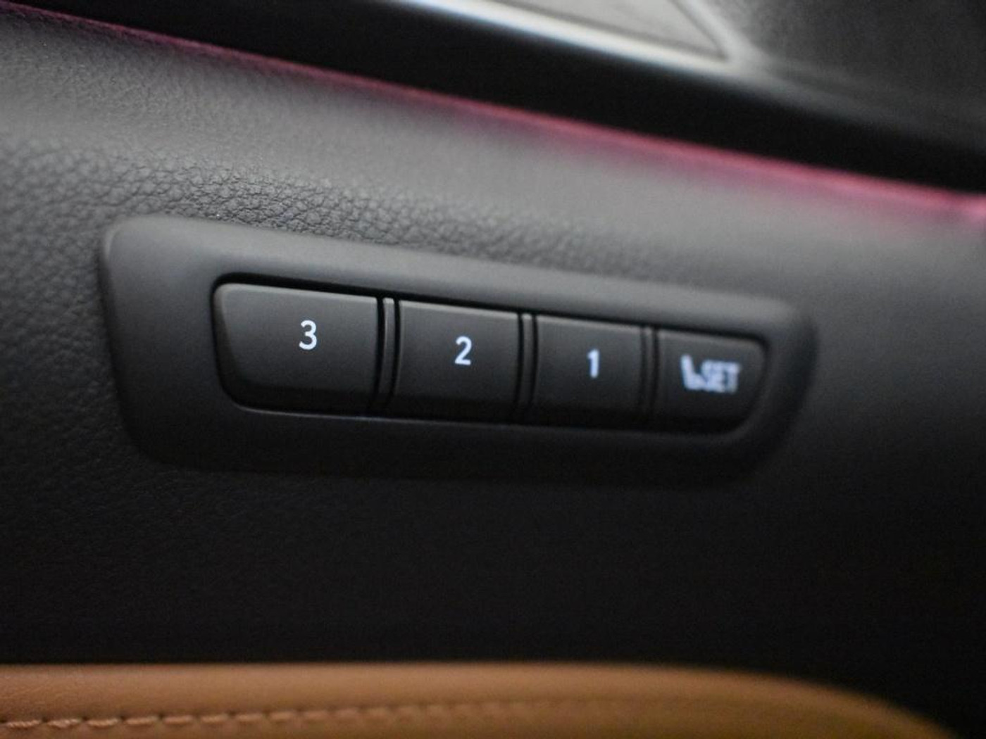 Foto van Lexus Lexus Nx350h