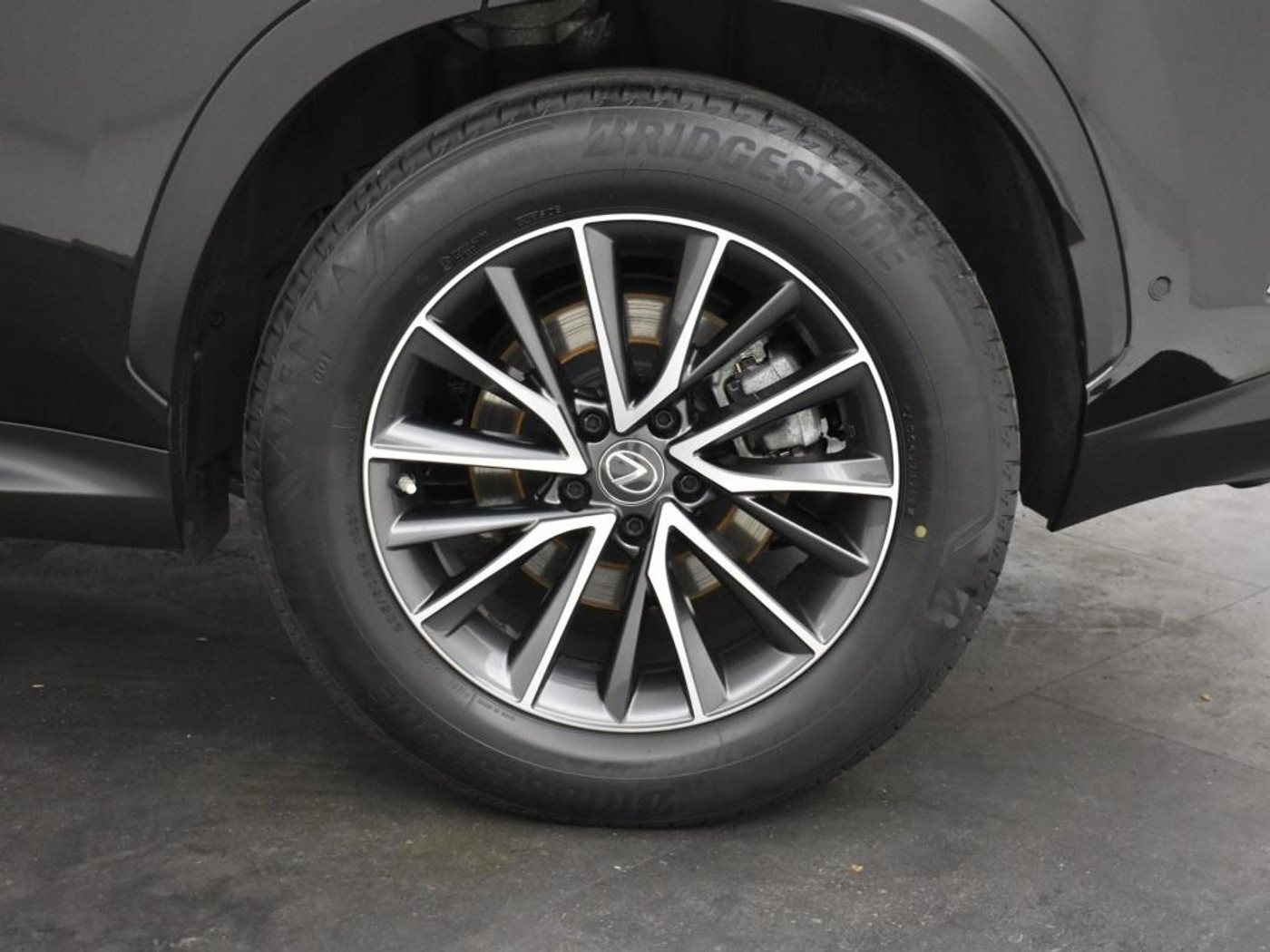 Foto van Lexus Lexus Nx350h