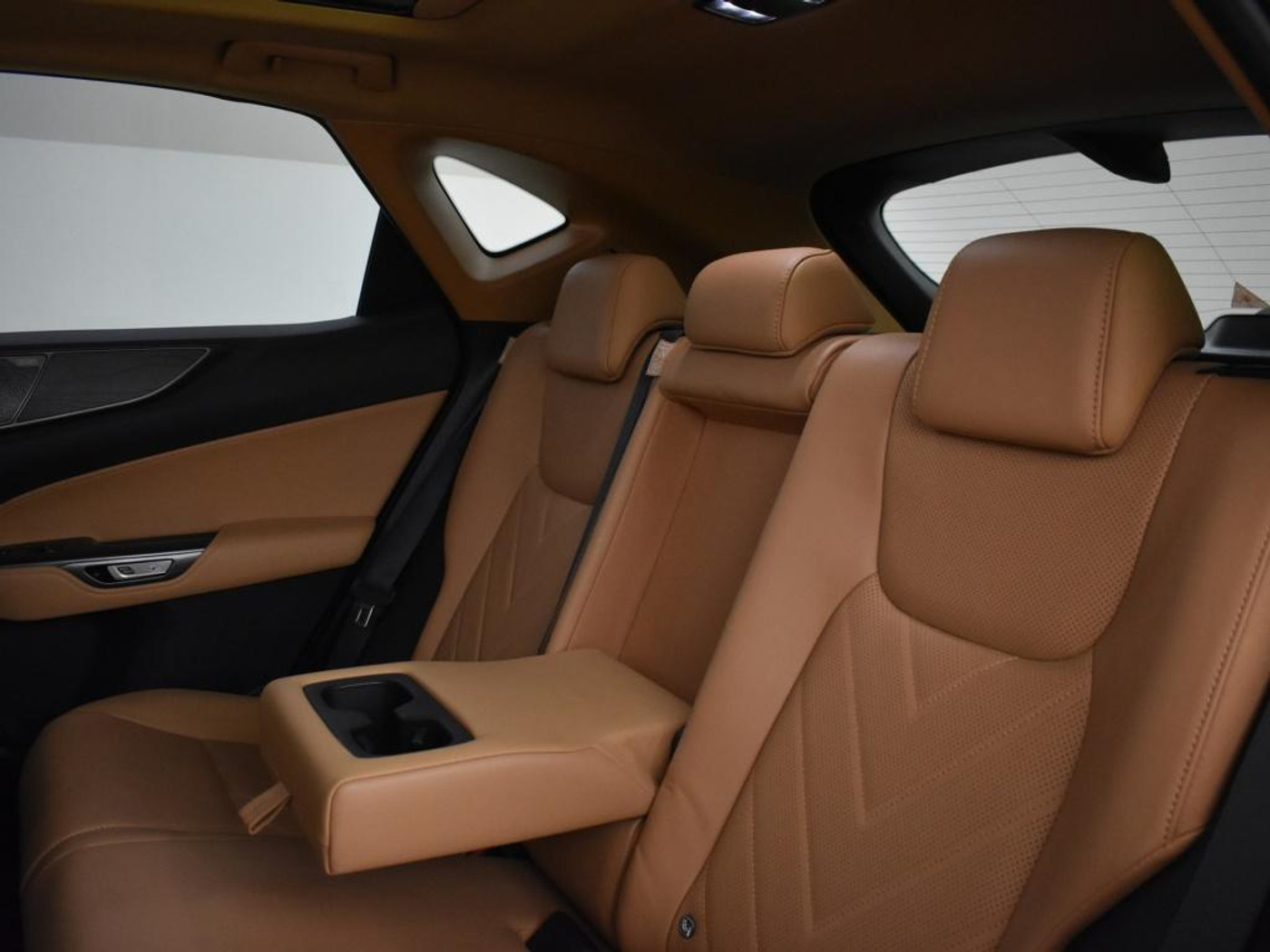 Foto van Lexus Lexus Nx350h
