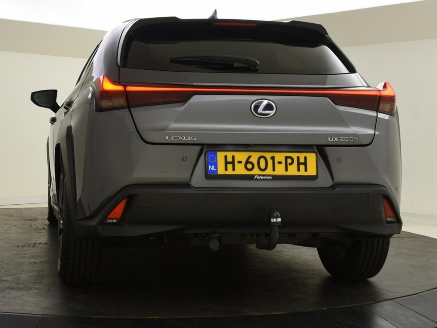 Foto van Lexus Lexus Ux250h