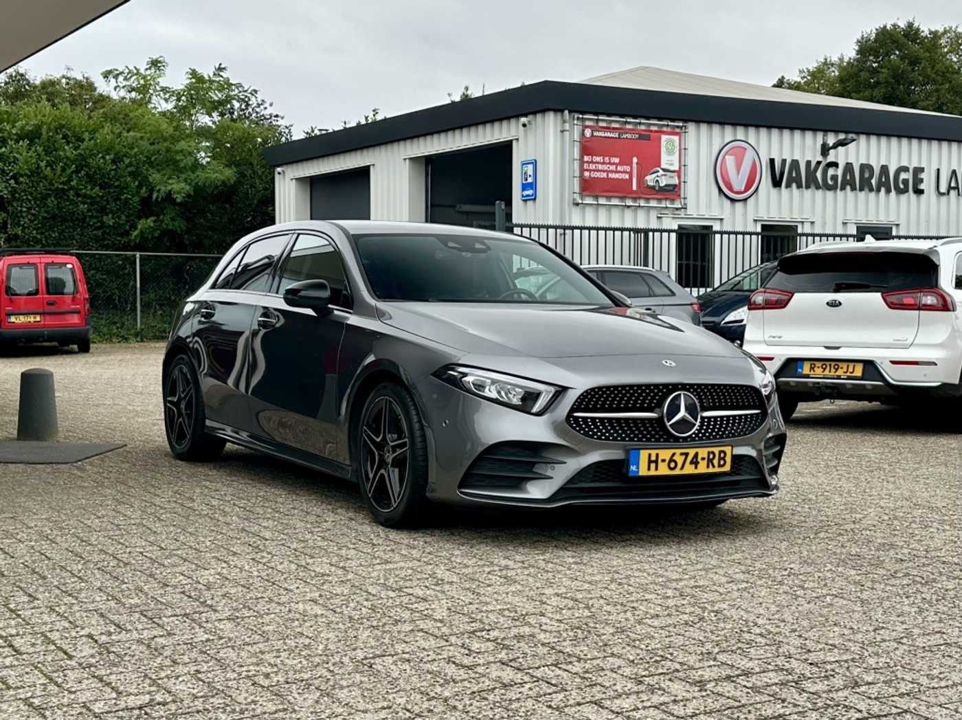 Foto van Mercedes-Benz A 220