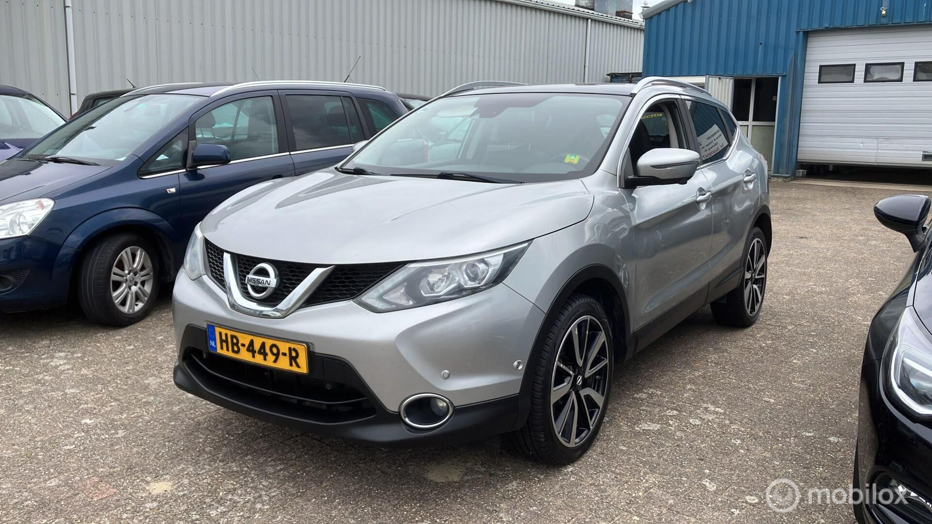 Nissan Nissan Qashqai 1.2 Tekna 17" 2015 - voorkant