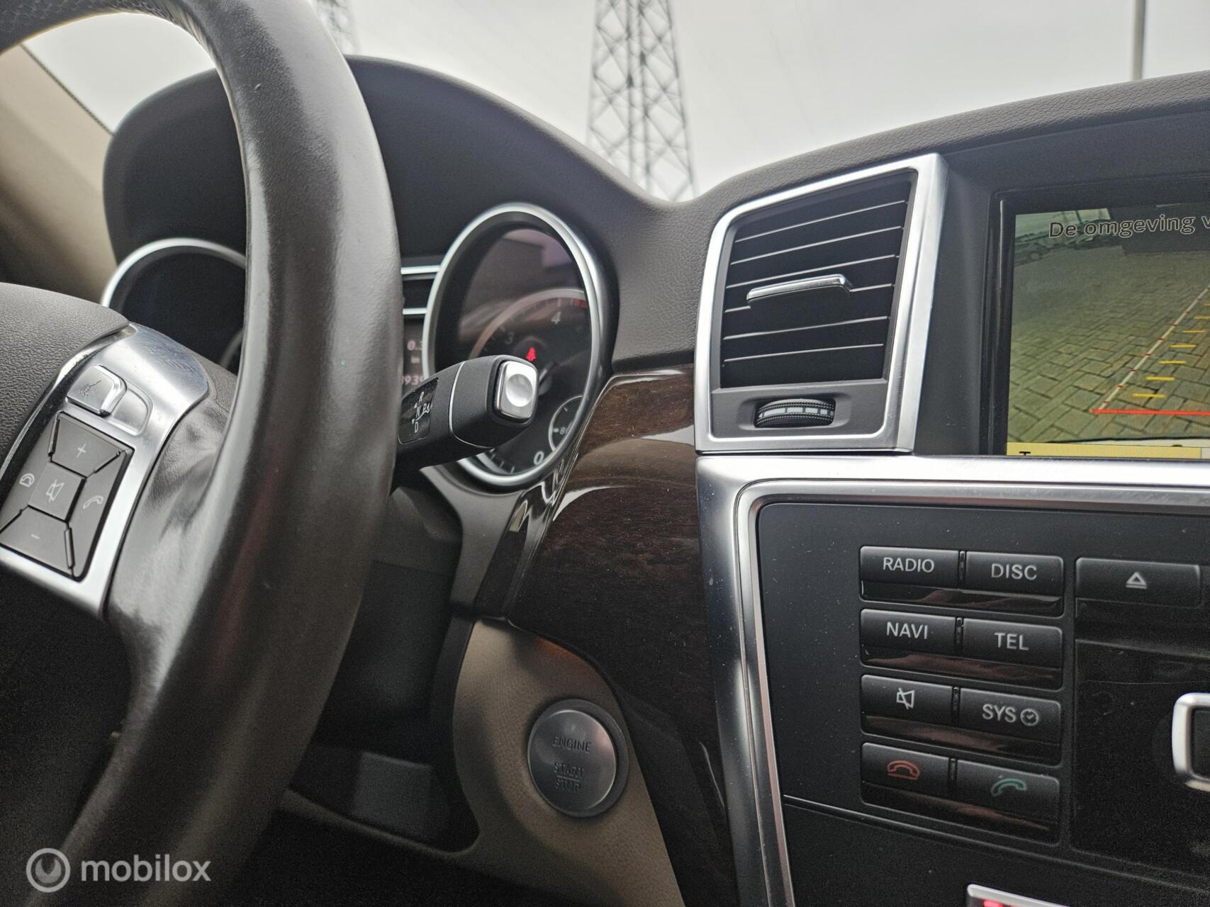 Foto van Mercedes-Benz ML 350