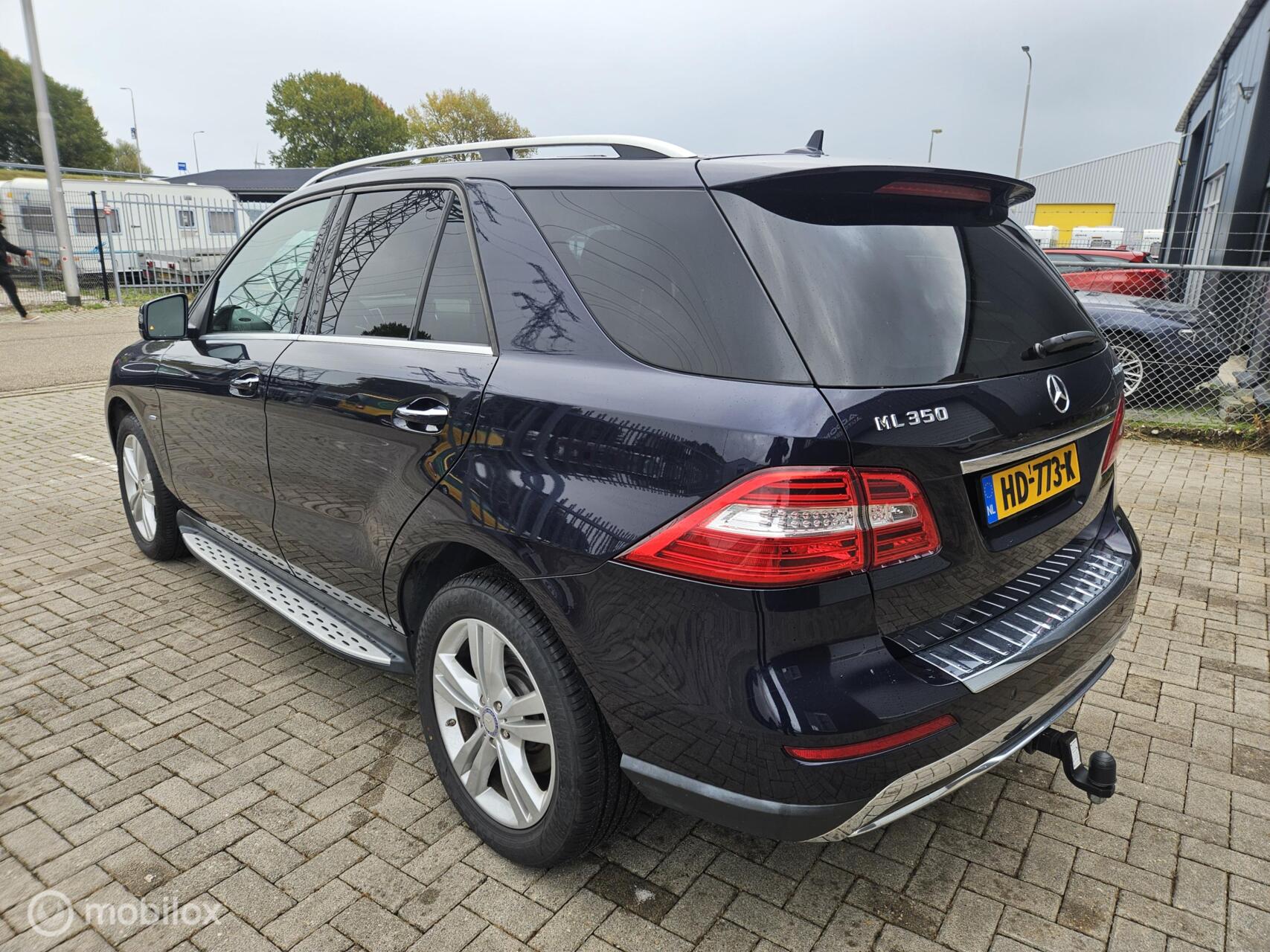 Foto van Mercedes-Benz ML 350