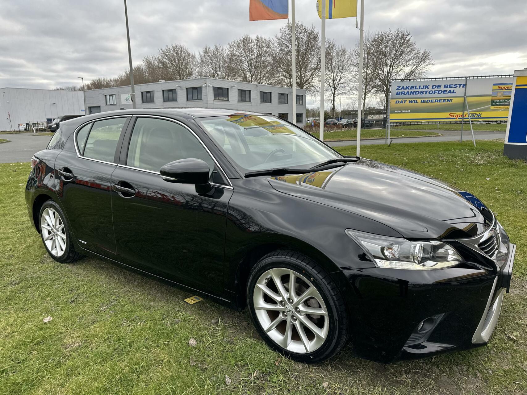 Foto van Lexus CT