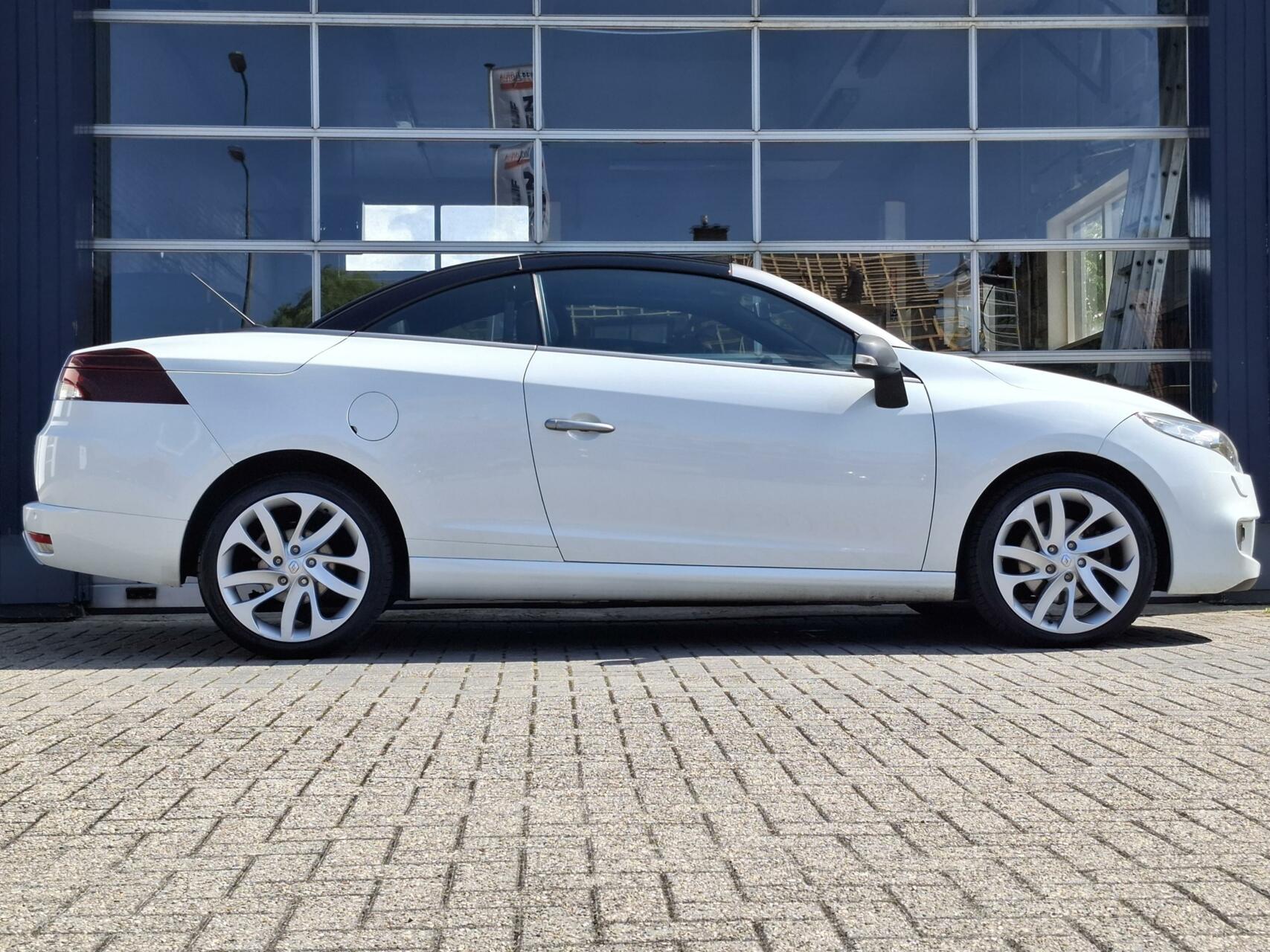 Foto van Renault Mégane Coupé-cabriolet