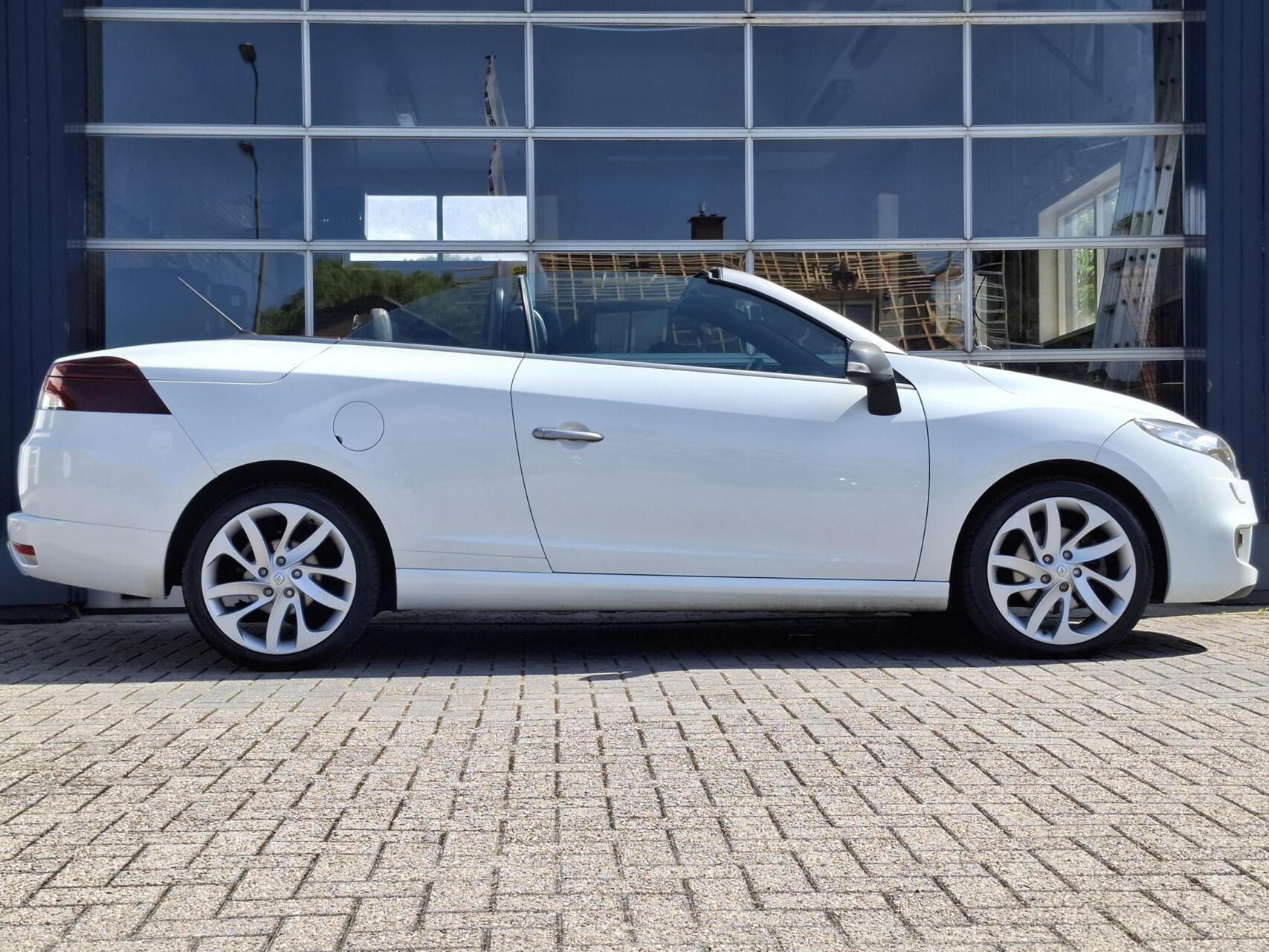 Foto van Renault Mégane Coupé-cabriolet