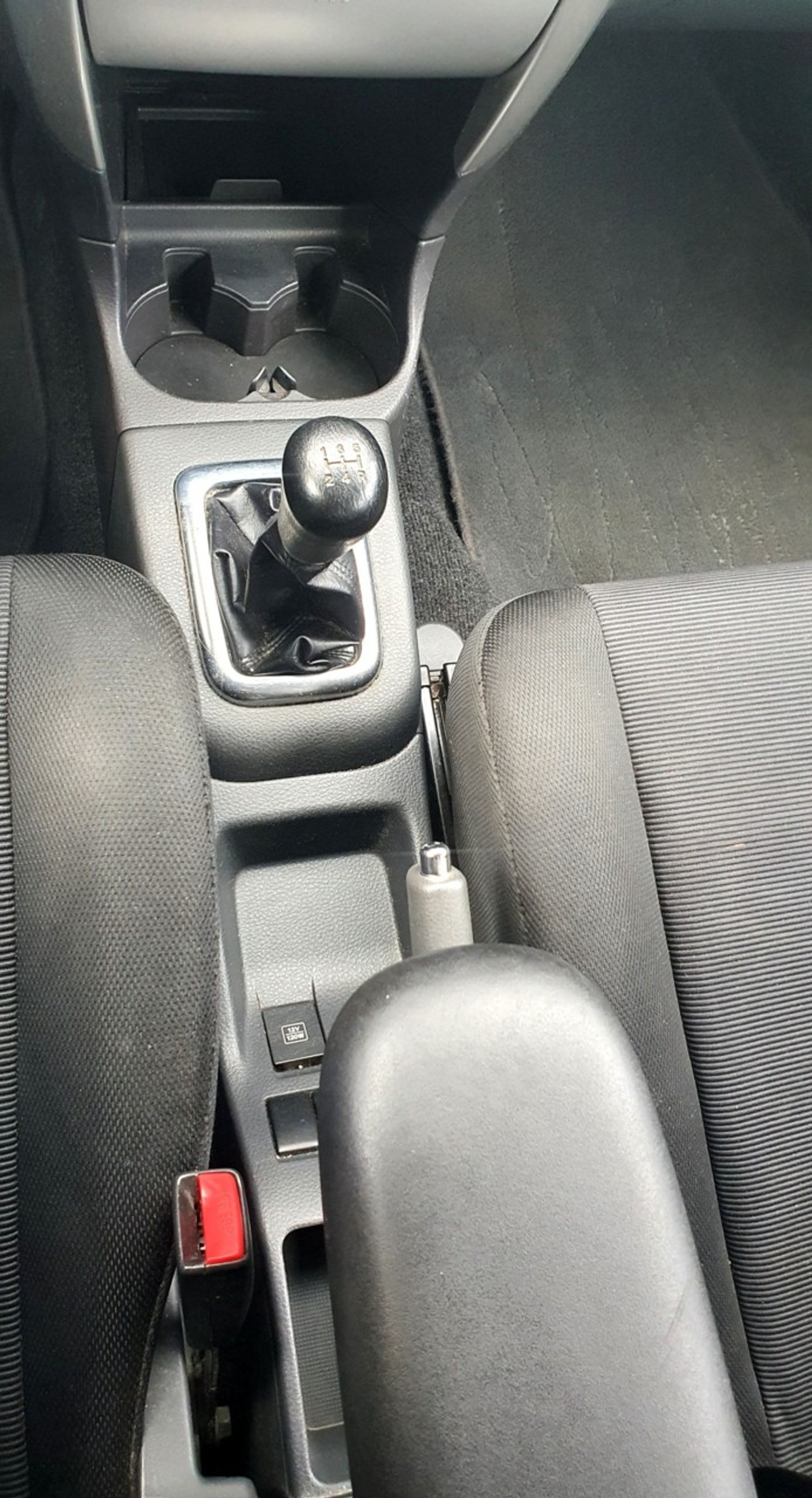 Foto van Suzuki Liana