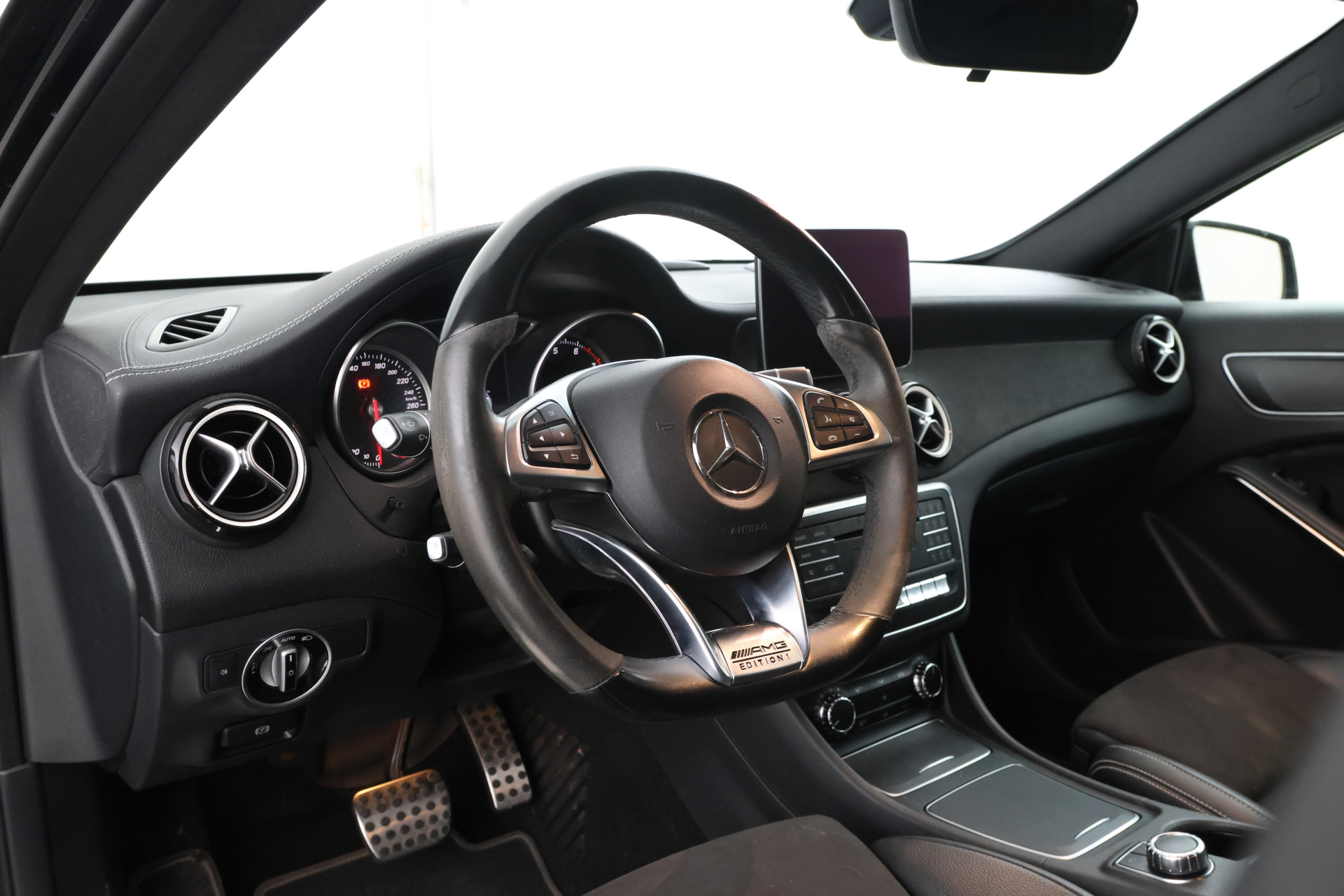 Foto van Mercedes-Benz A 180