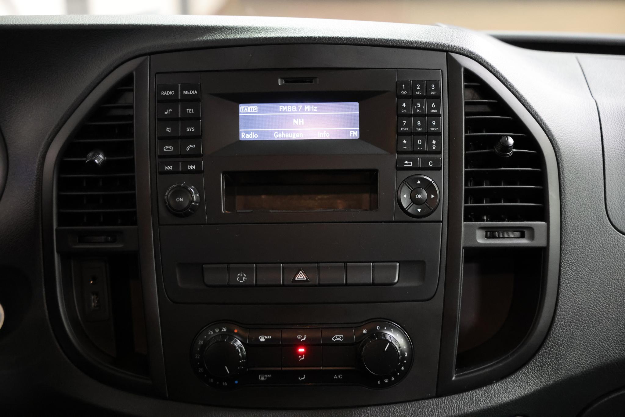 Foto van Mercedes-Benz Evito Tourer