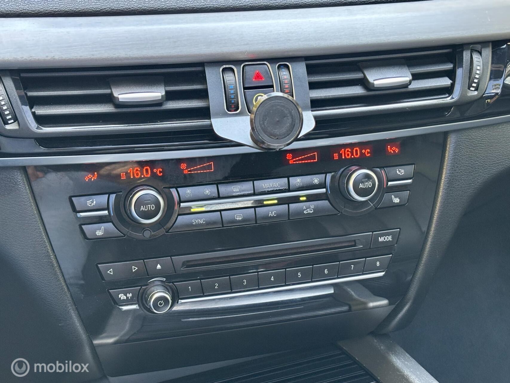 Foto van BMW X5 Xdrive40e