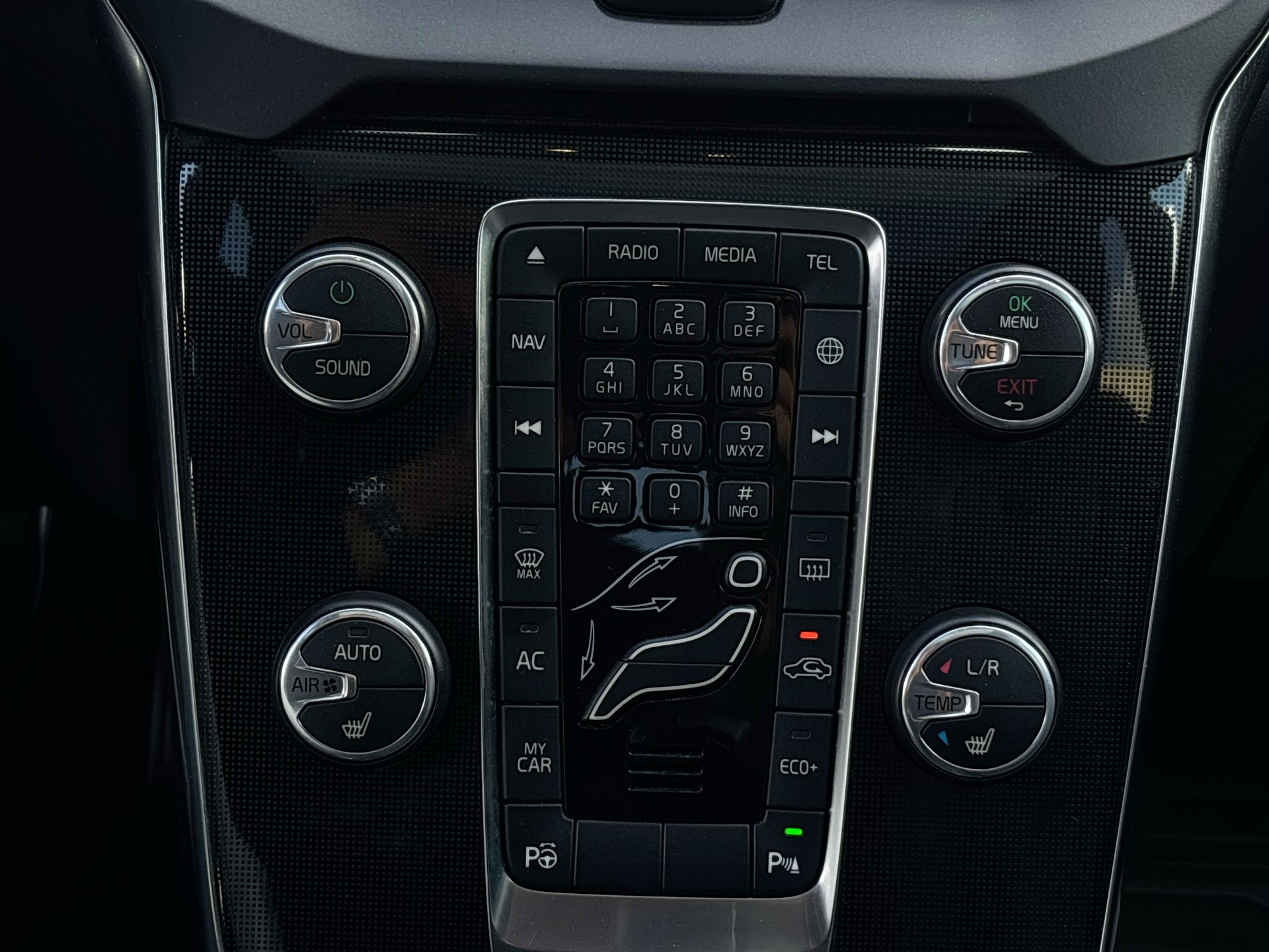 Foto van Volvo V40 Cross Country