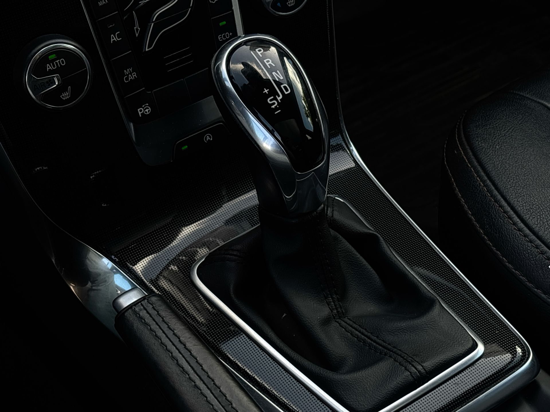 Foto van Volvo V40 Cross Country