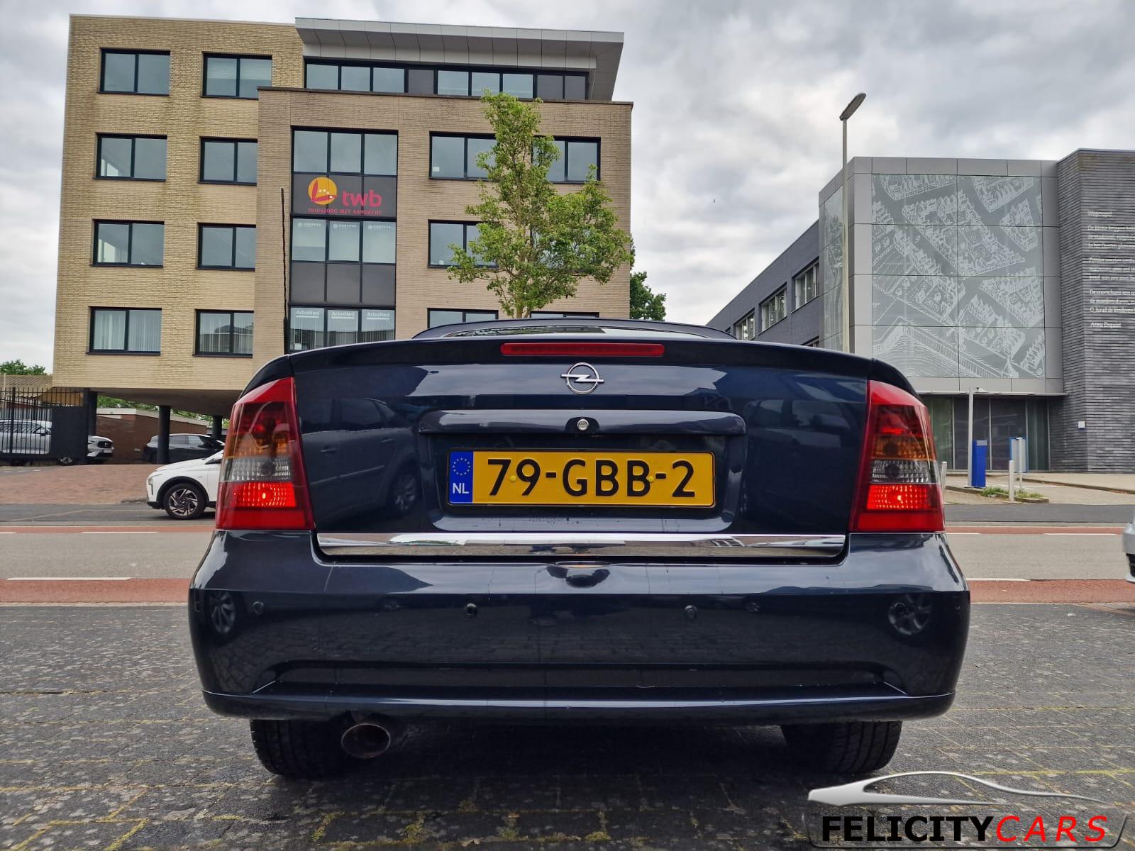 Foto van Opel Astra Cabriolet