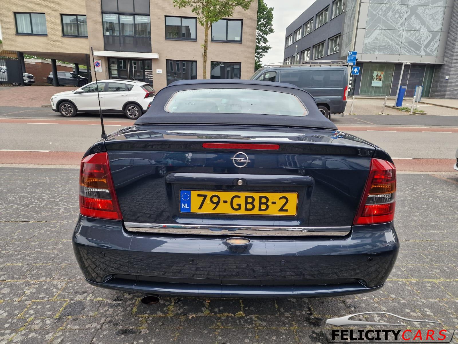 Foto van Opel Astra Cabriolet