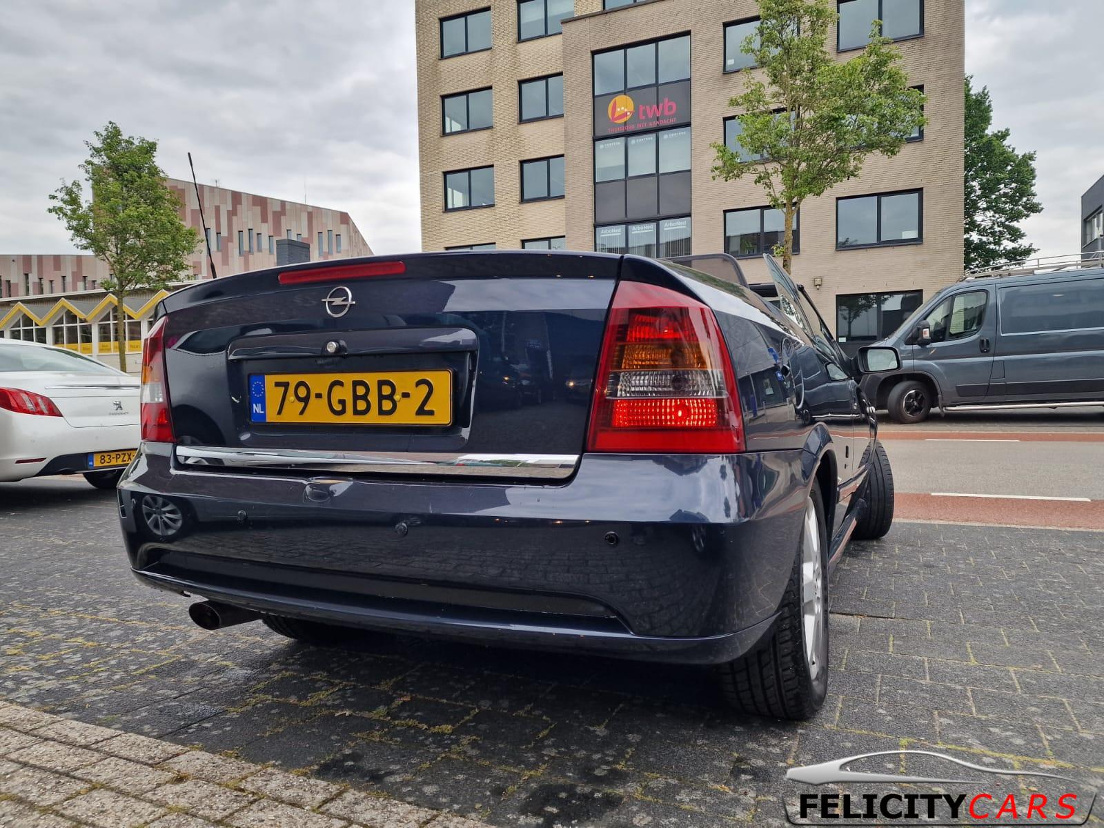 Foto van Opel Astra Cabriolet