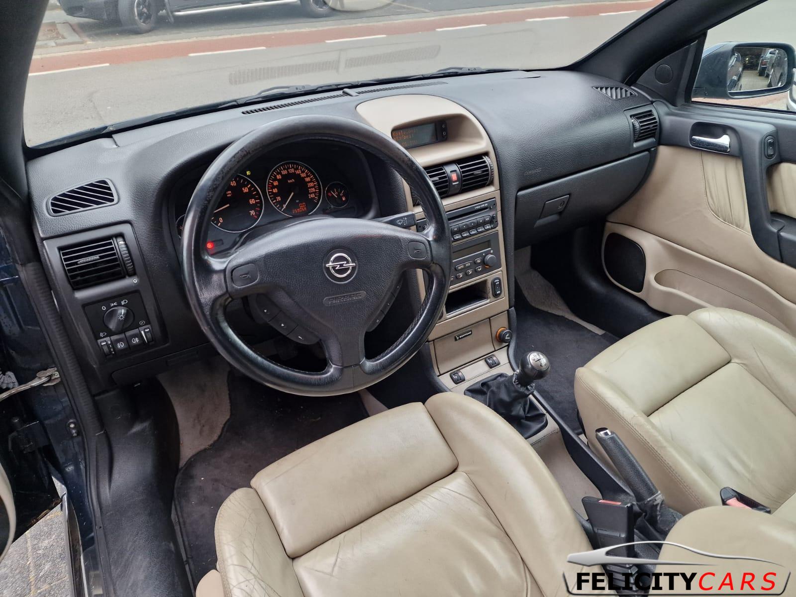 Foto van Opel Astra Cabriolet