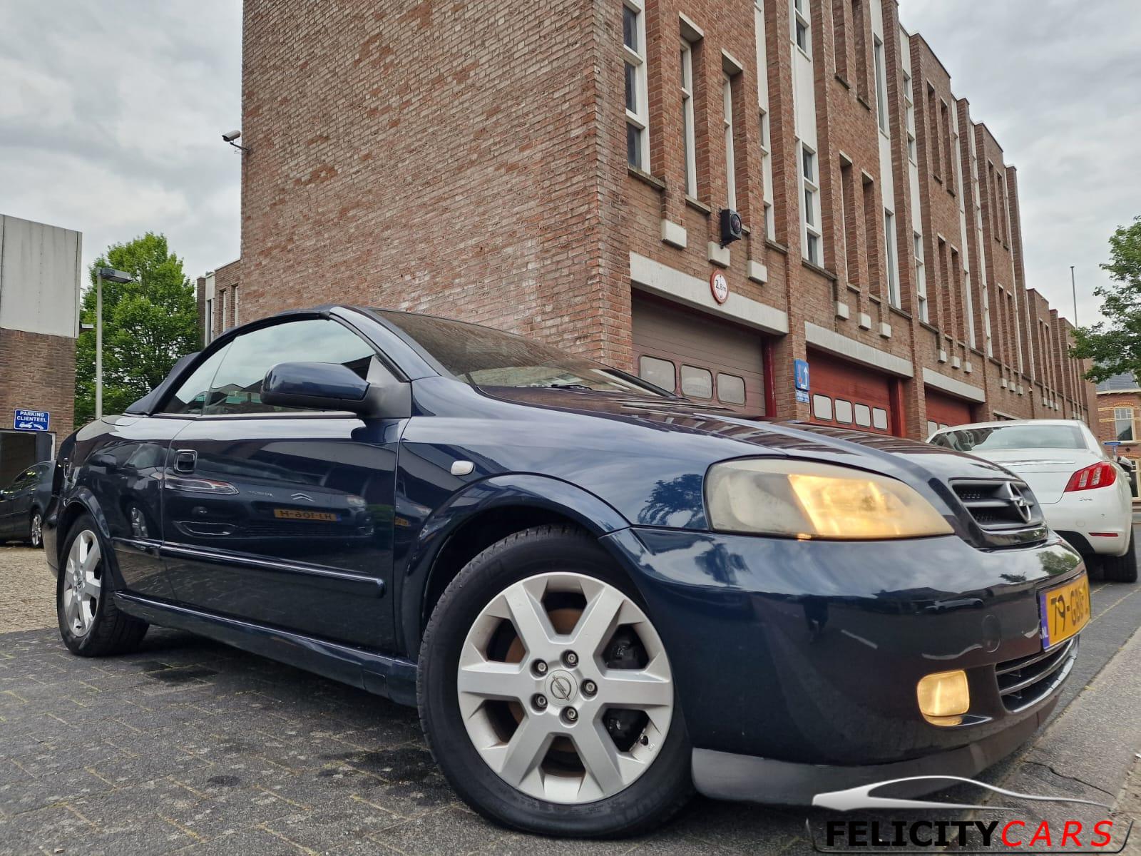 Foto van Opel Astra Cabriolet