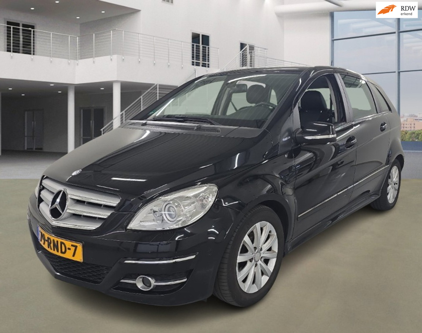 Mercedes-Benz B 160 160 BlueEFFICIENCY Business Class NAVI PSENSOR CRUISE 2 X SLEUTELS HALF LEDER 2010 - voorkant
