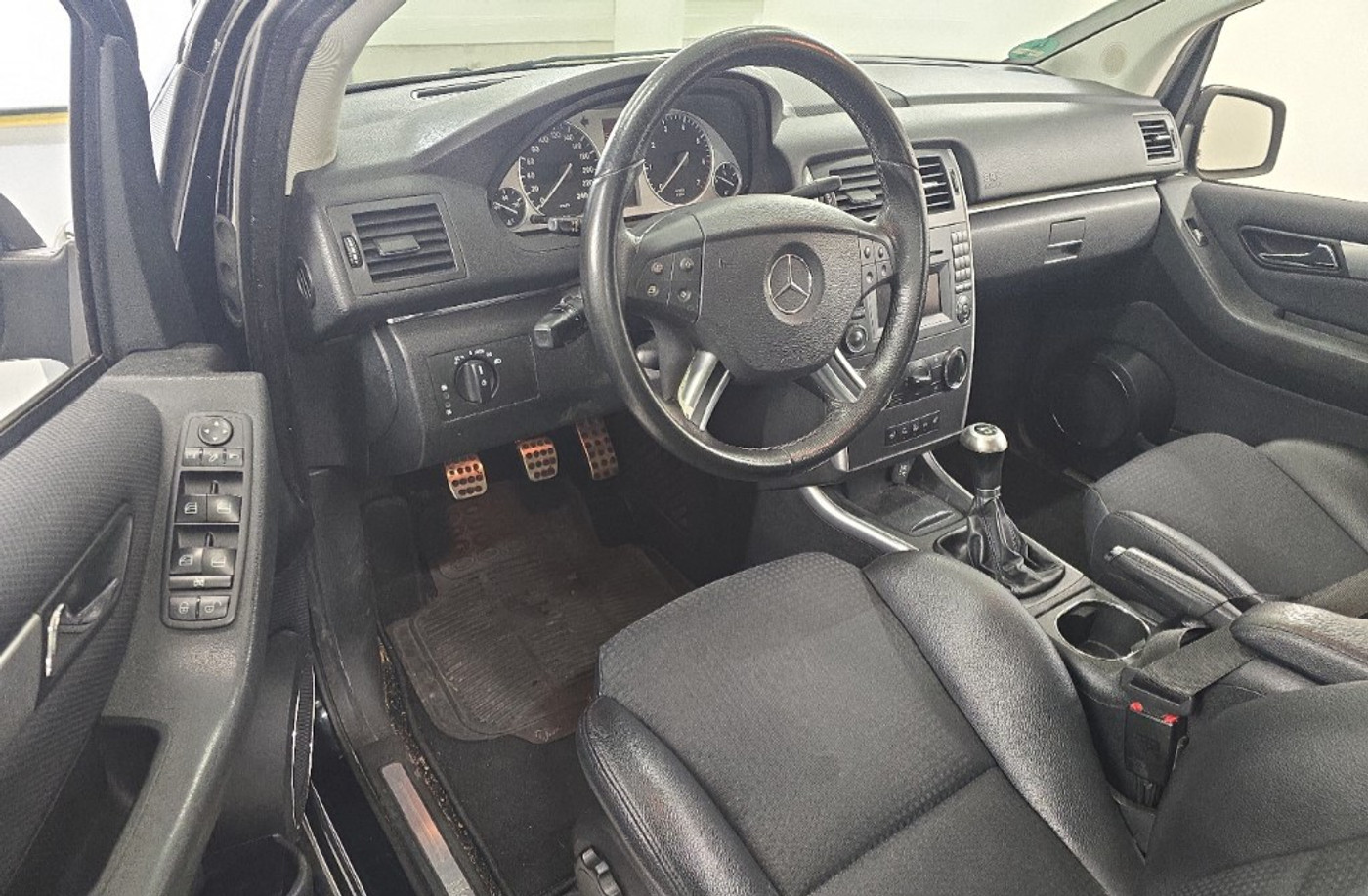 Foto van Mercedes-Benz B 160