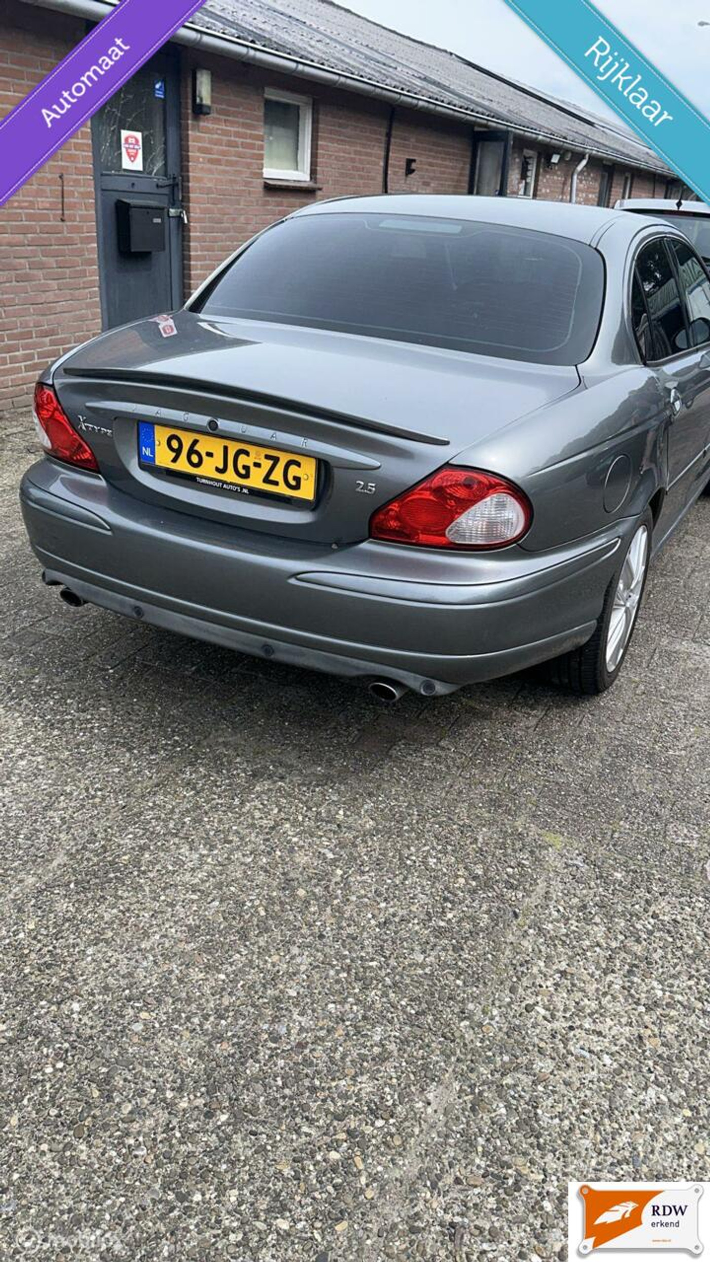 Foto van Jaguar X-type