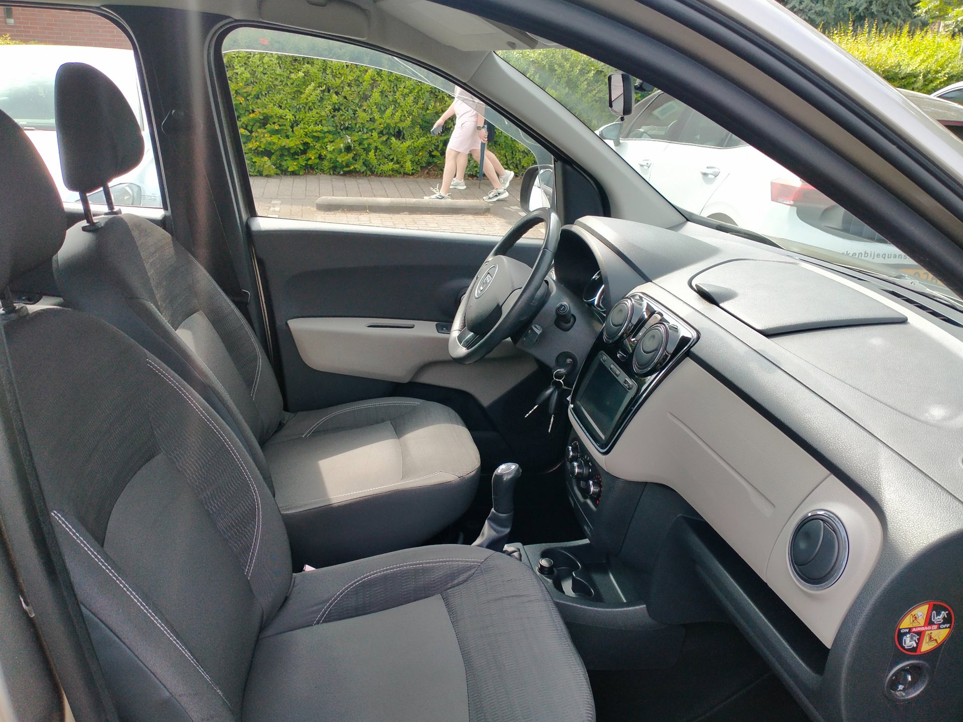 Foto van Dacia Lodgy